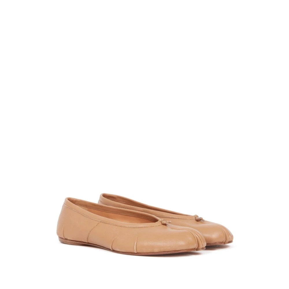 BEIGE FLAT SHOES WITH TABI TIP - 2