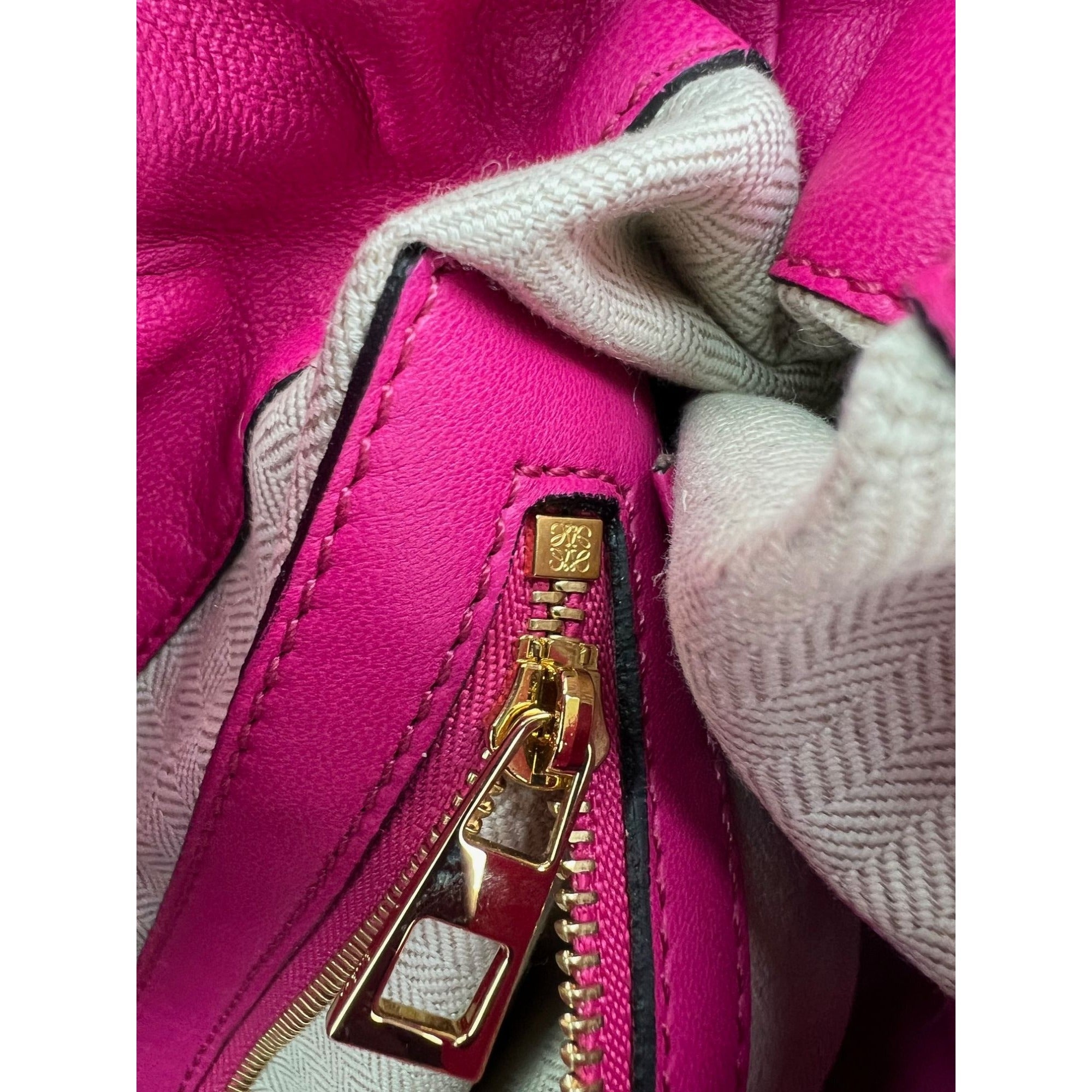 Loewe Nappa Pink Flamenco Medium Knot Shoulder Bag - 10