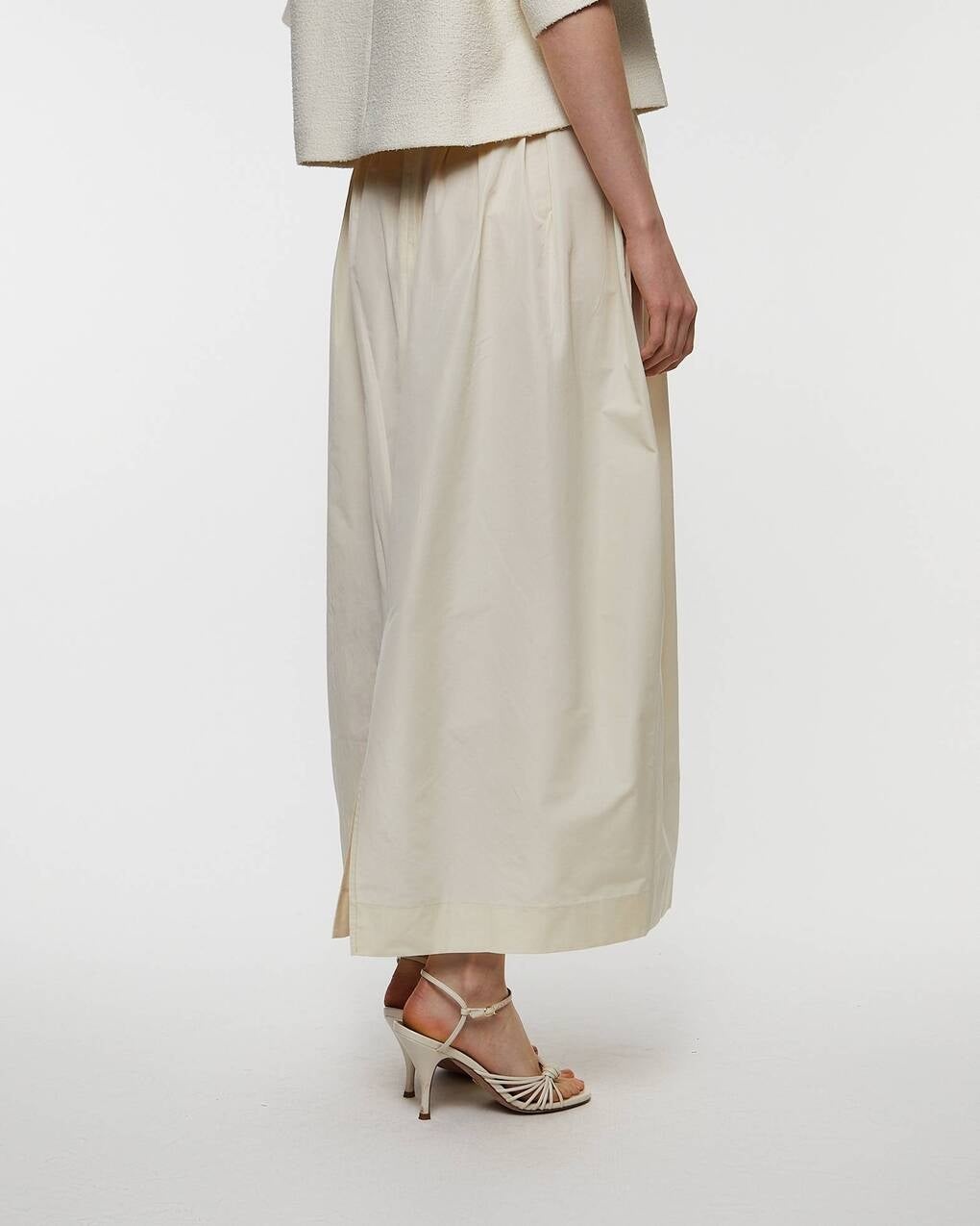 Skirt Curved Pleated White - 4