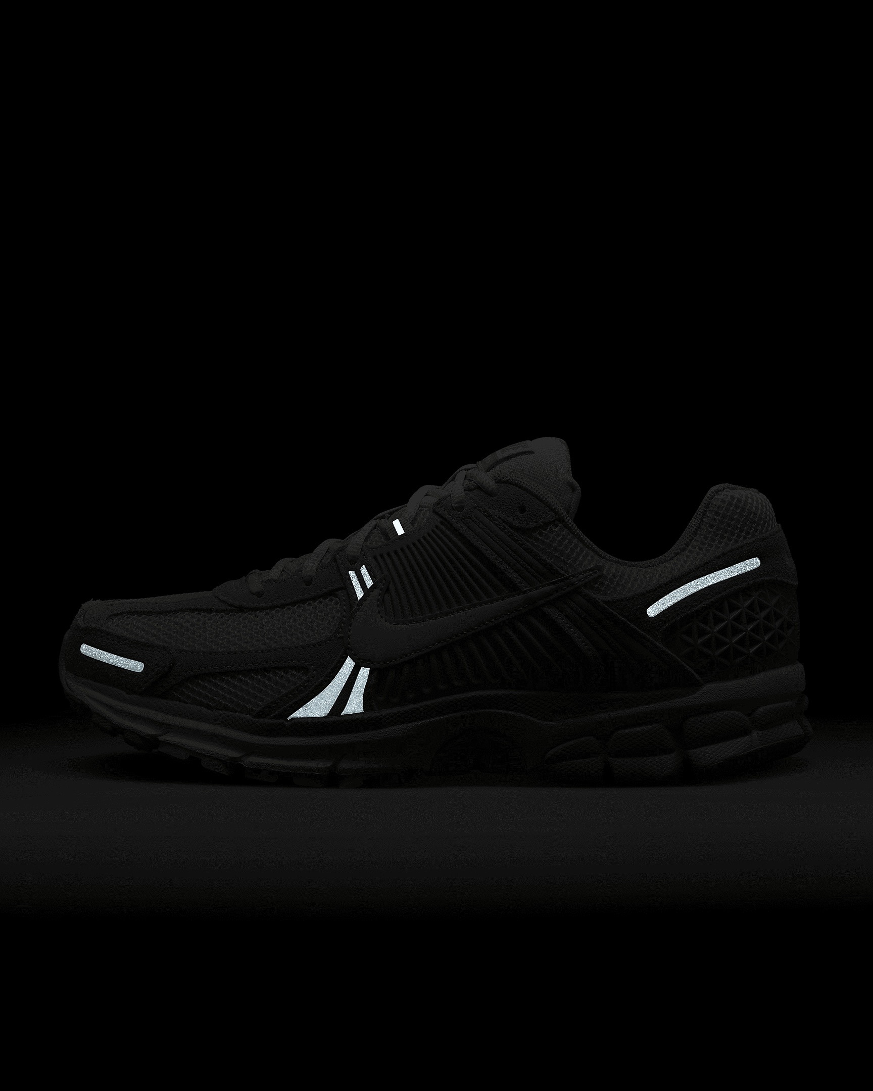 Nike Men's Zoom Vomero 5 Shoes - 11