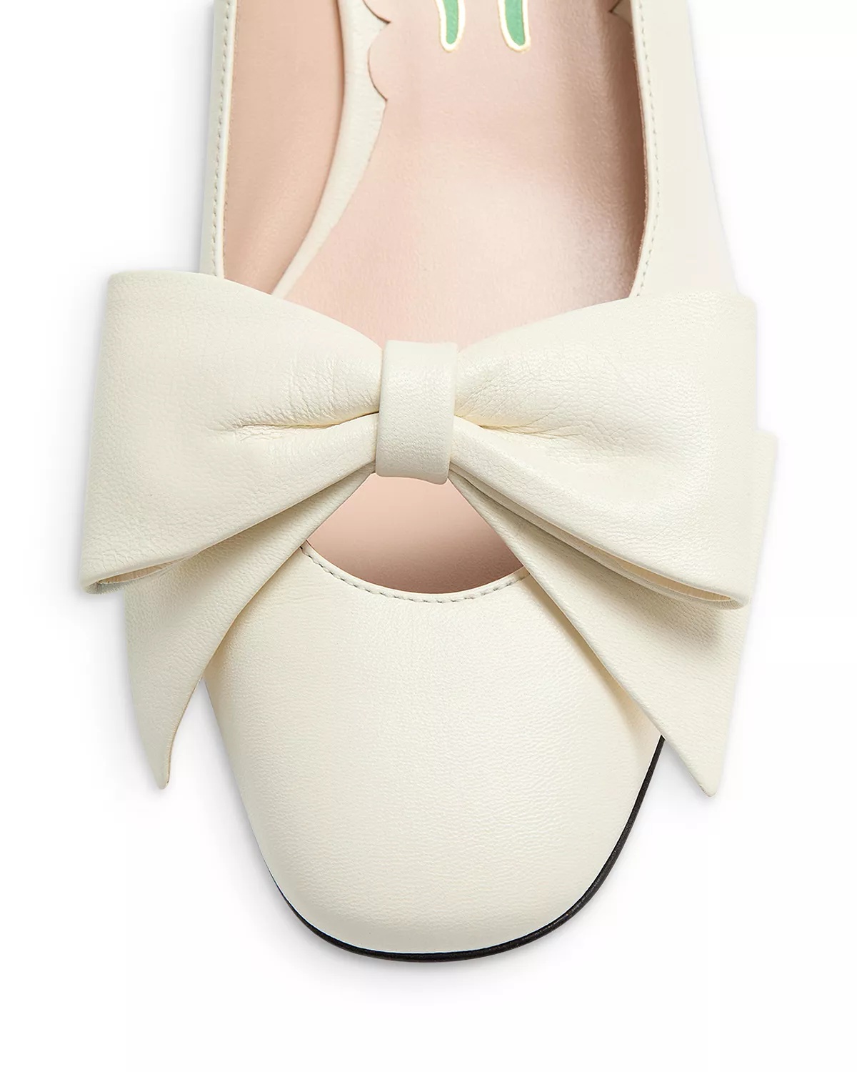 Women's Bowow Pumps - 6