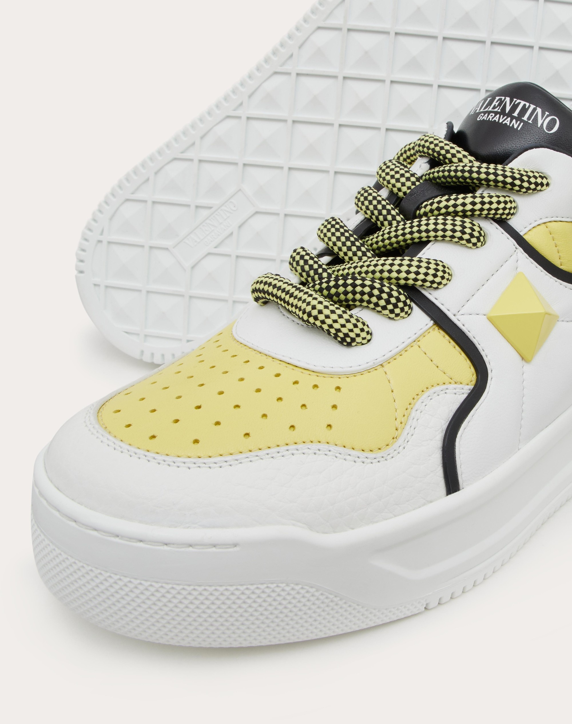 ONE STUD XL NAPPA LEATHER LOW-TOP SNEAKER - 5