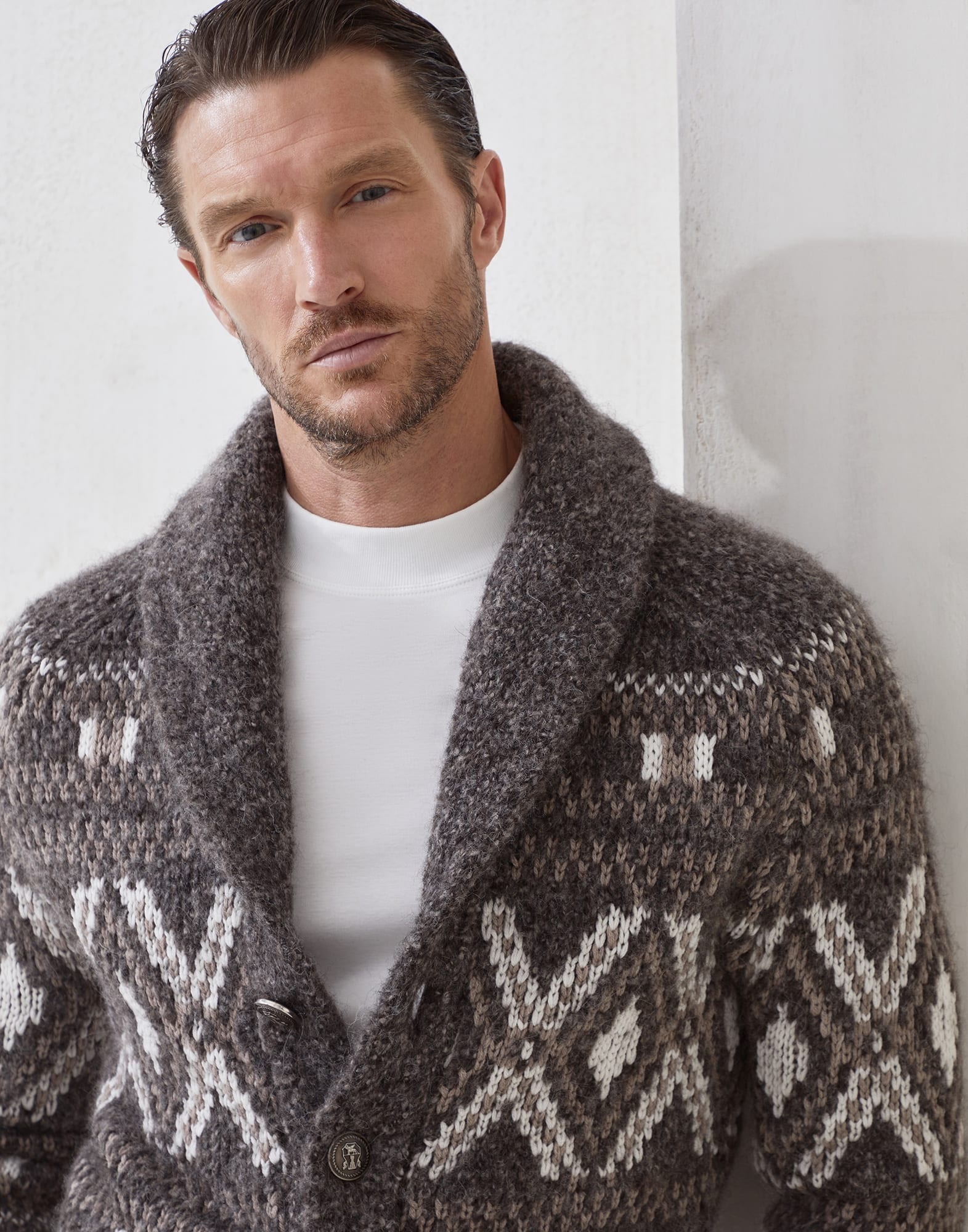 Alpaca, virgin wool and cashmere geometric jacquard cardigan with metal buttons - 3