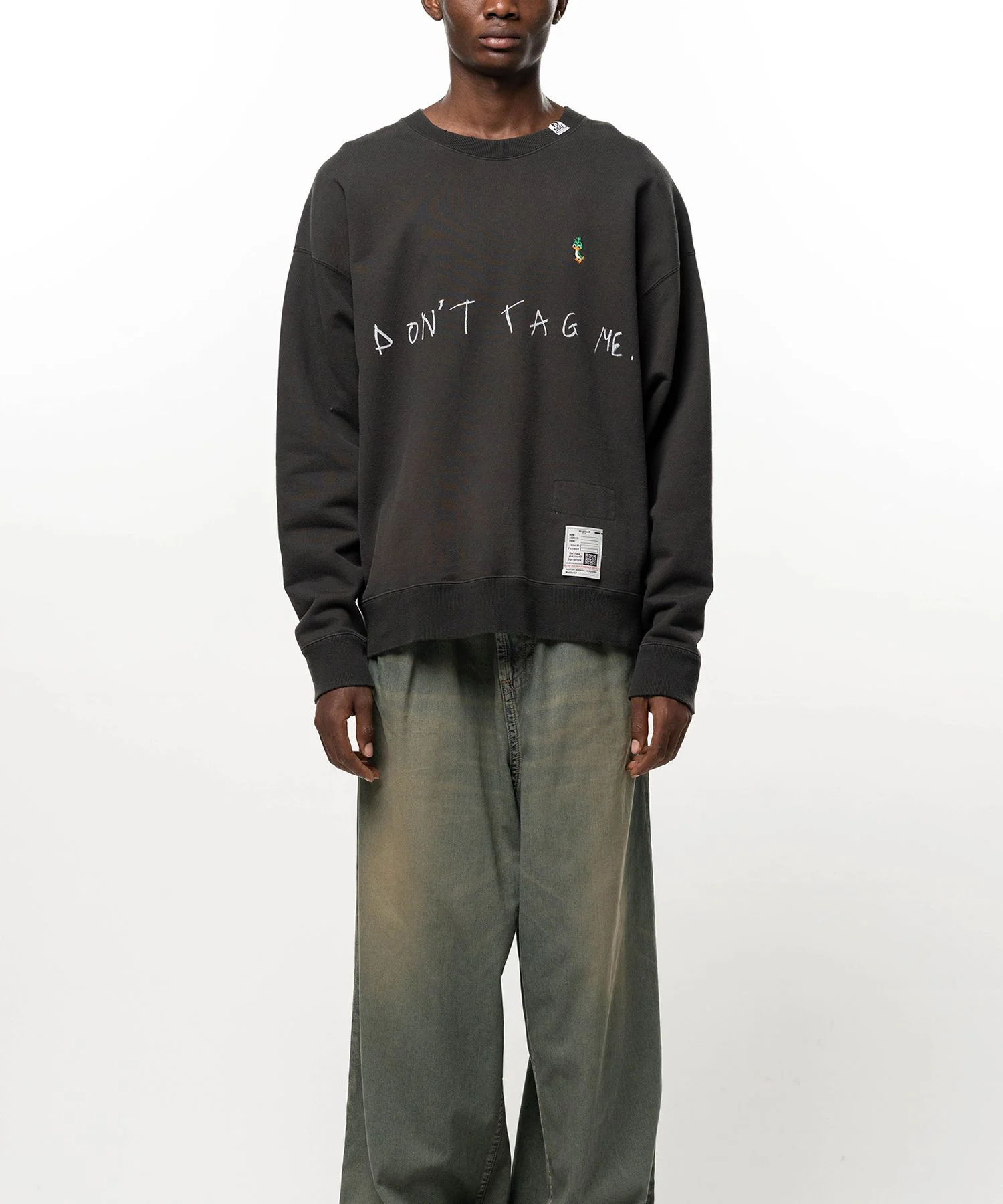 Don't Tag Me. Sweatshirt - 1