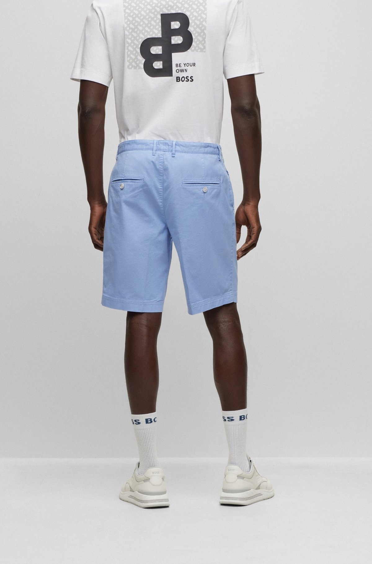 SLIM-FIT SHORTS IN STRETCH-COTTON GABARDINE - 4