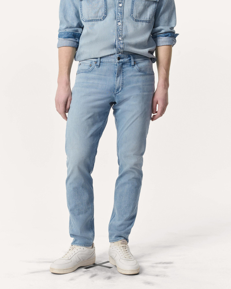rag & bone Fit 3 Athletic Fit Jeans
rbAIRFLEX Denim outlook