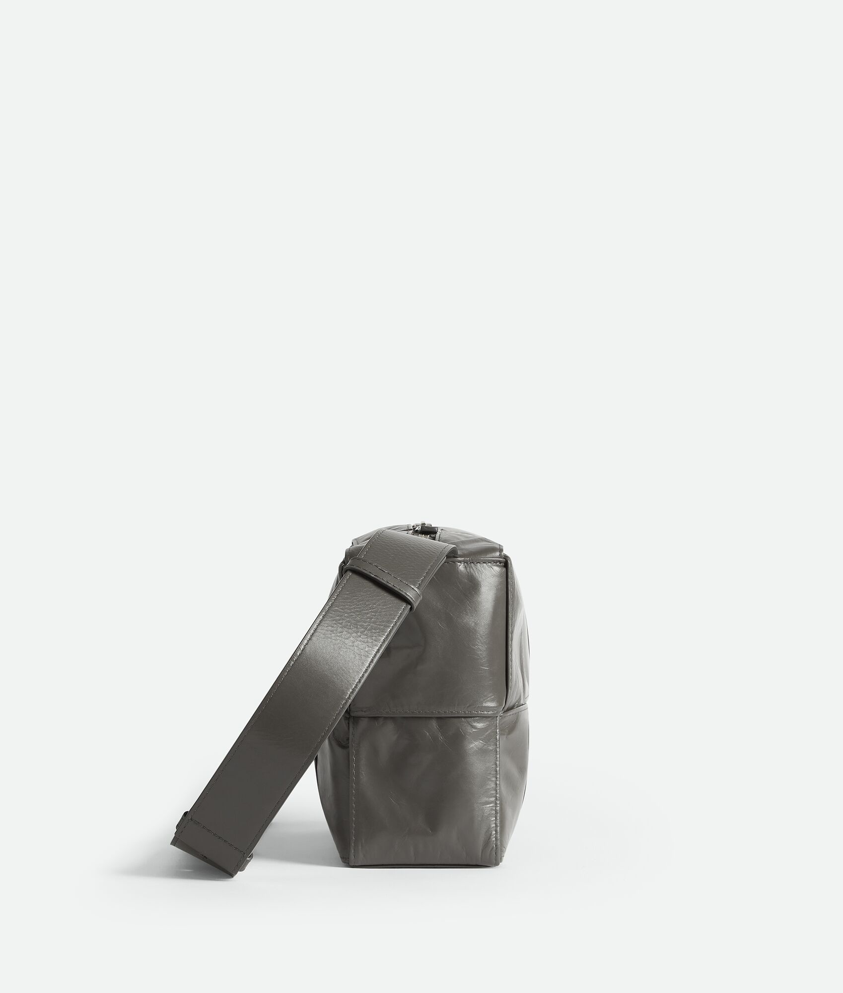 Medium Arco Camera Bag - 4