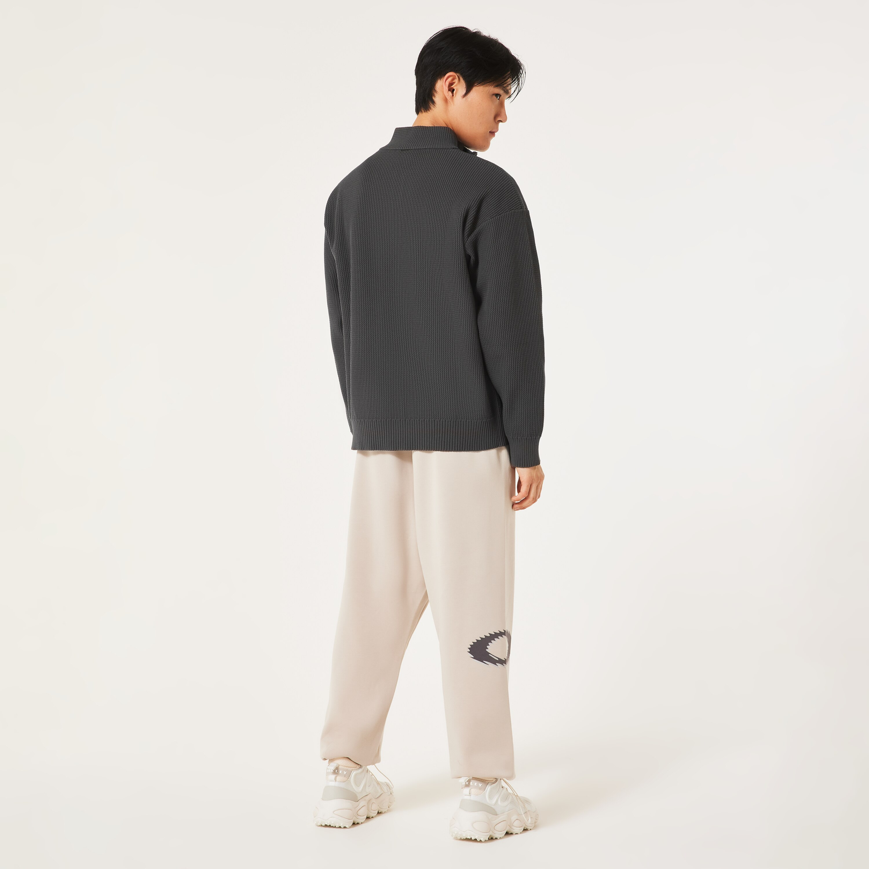 New Retro Sweater 1.0 - 4