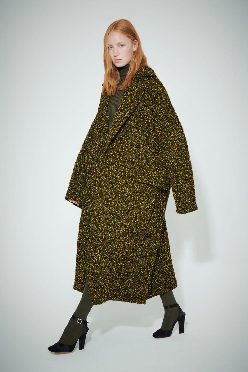 Victoria Beckham Cocoon Wrap Coat in Yellow-Black outlook