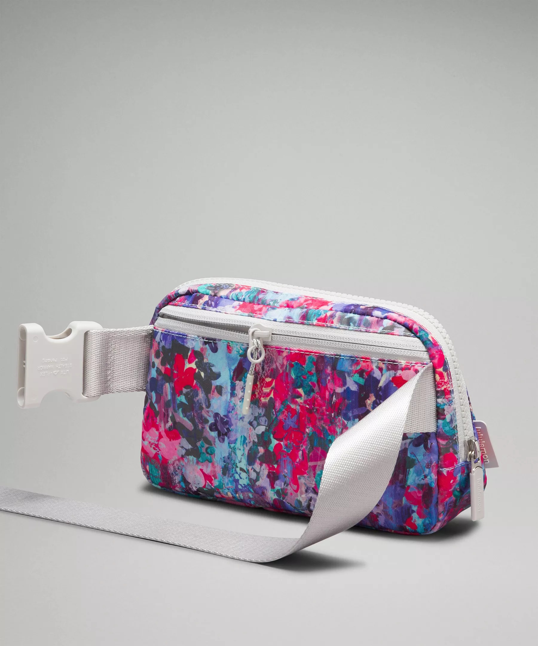 Everywhere Belt Bag 1L - 5
