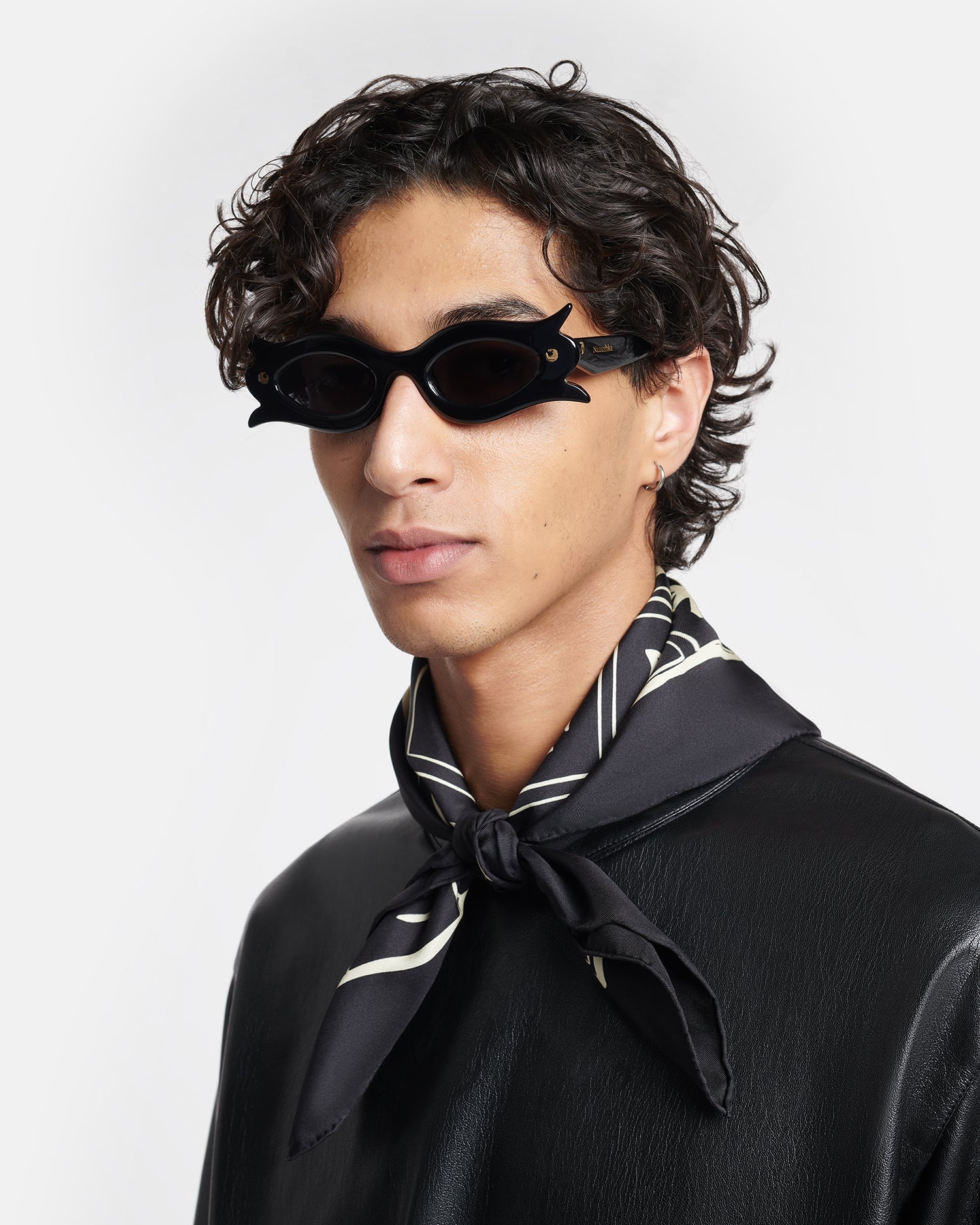 Bio-Plastic Floral-Shaped Sunglasses - 5