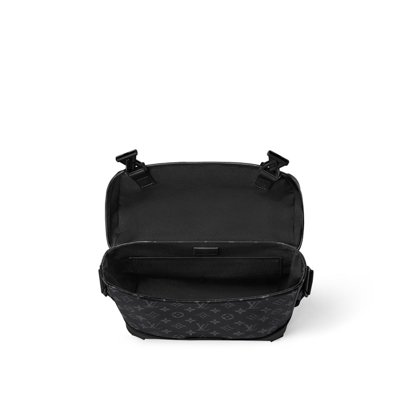 Louis Vuitton Messenger Voyager PM outlook