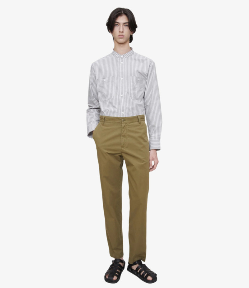 A.P.C. LAWRENCE CHINOS outlook