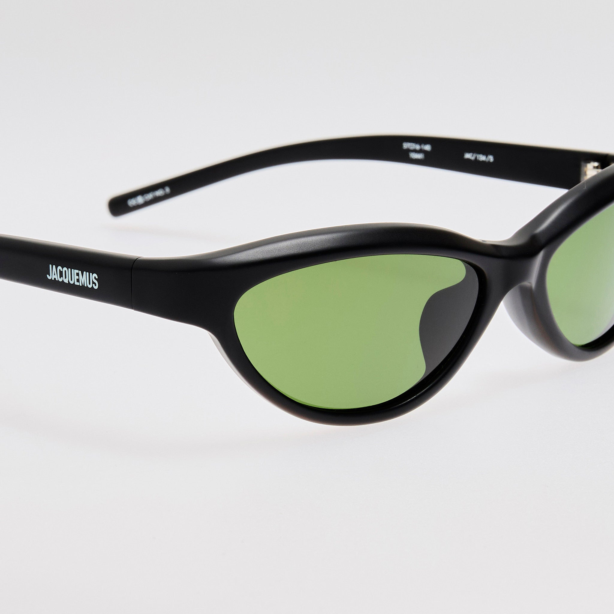 Curvo Sunglasses in Matt Black - 3