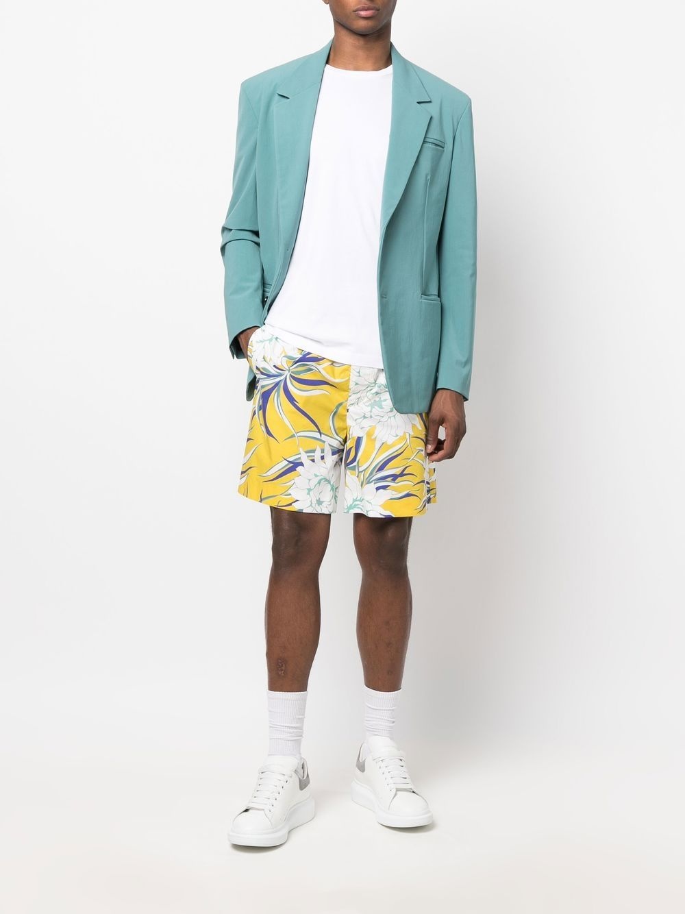 graphic-print knee-length shorts - 2