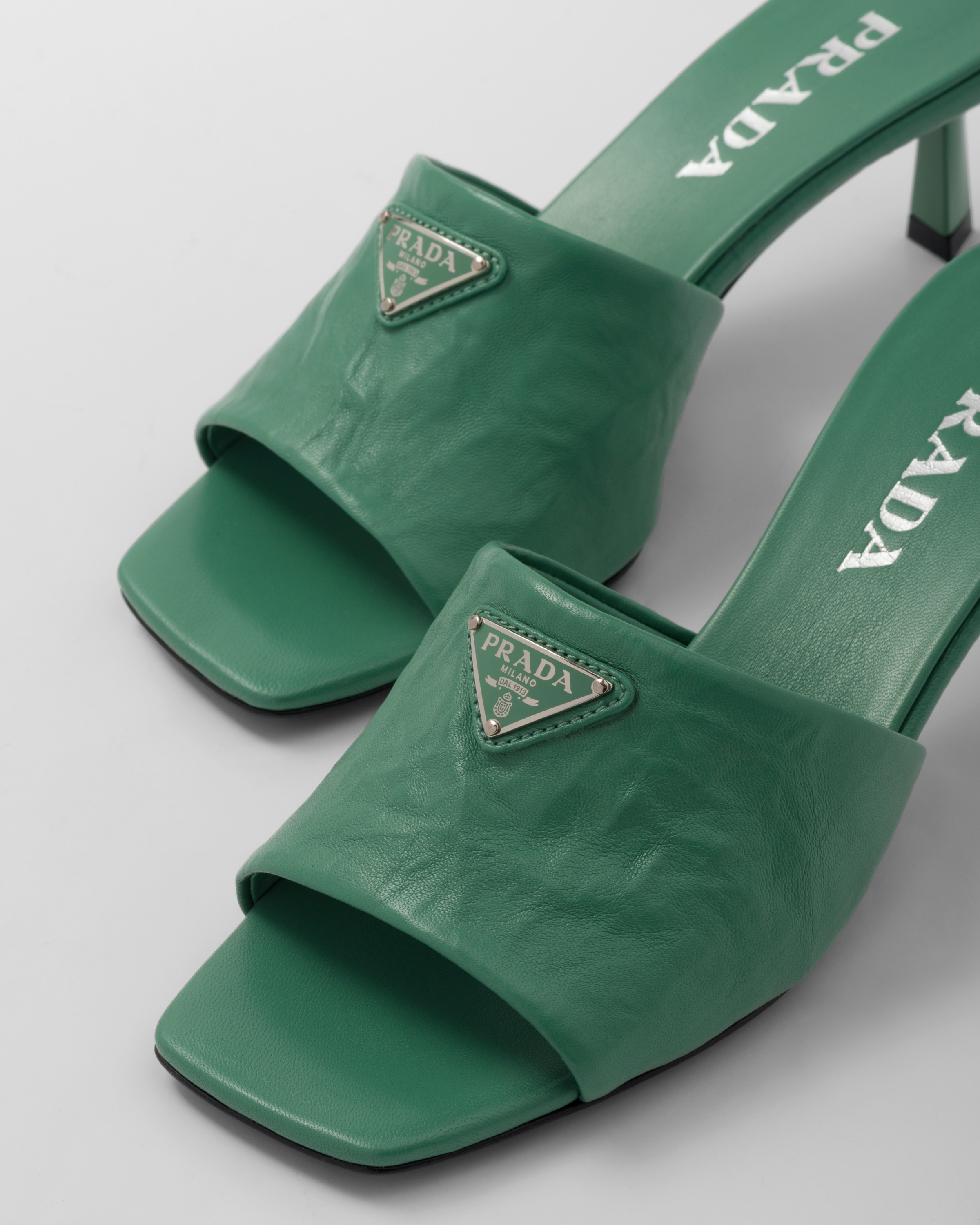 Antiqued nappa leather sandals - 6