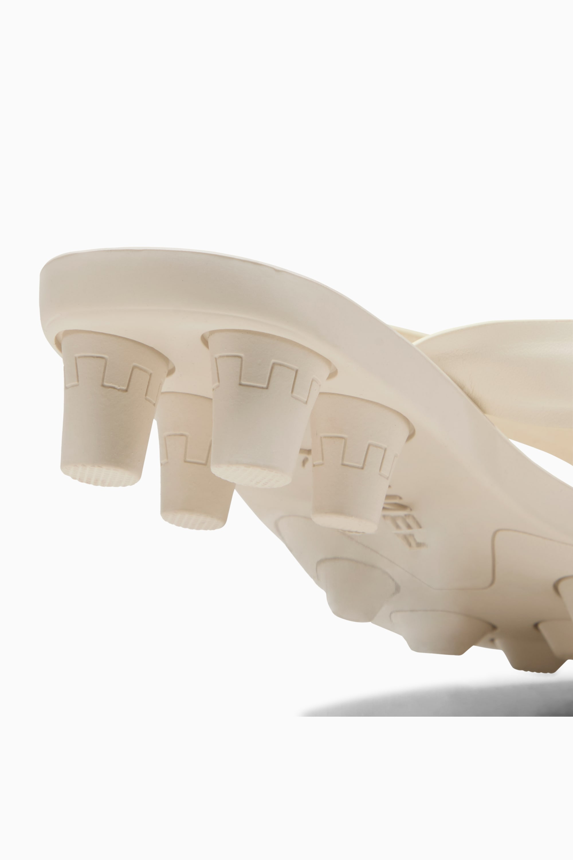FENTY x PUMA Cat Cleat Slides Women - 10