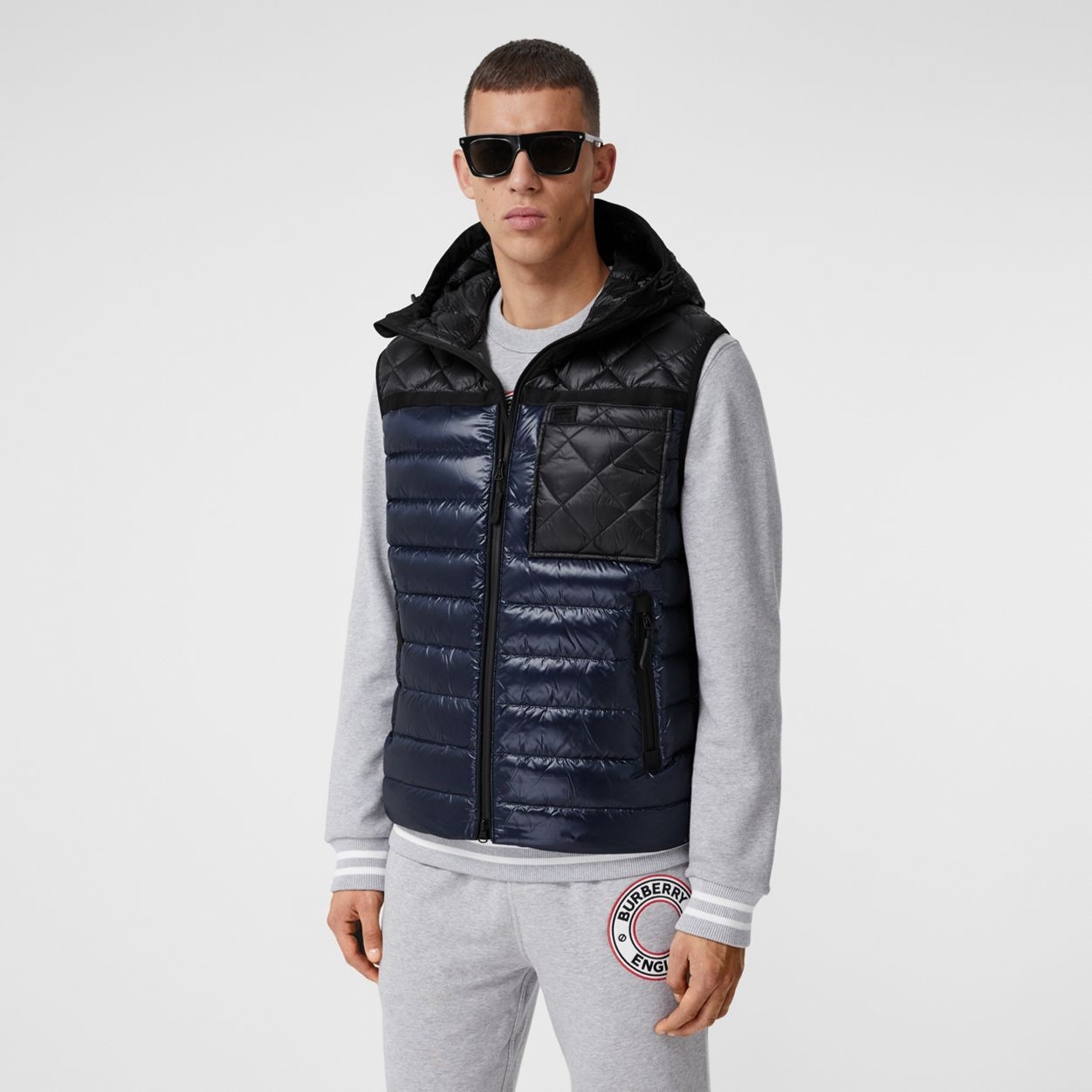 Diamond Quilted Panel Hooded Puffer Gilet - 7