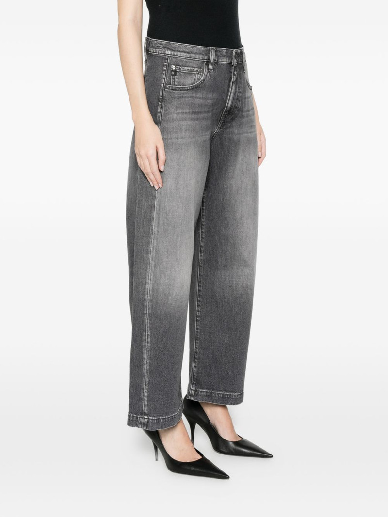 Hattie logo-patch jeans 3