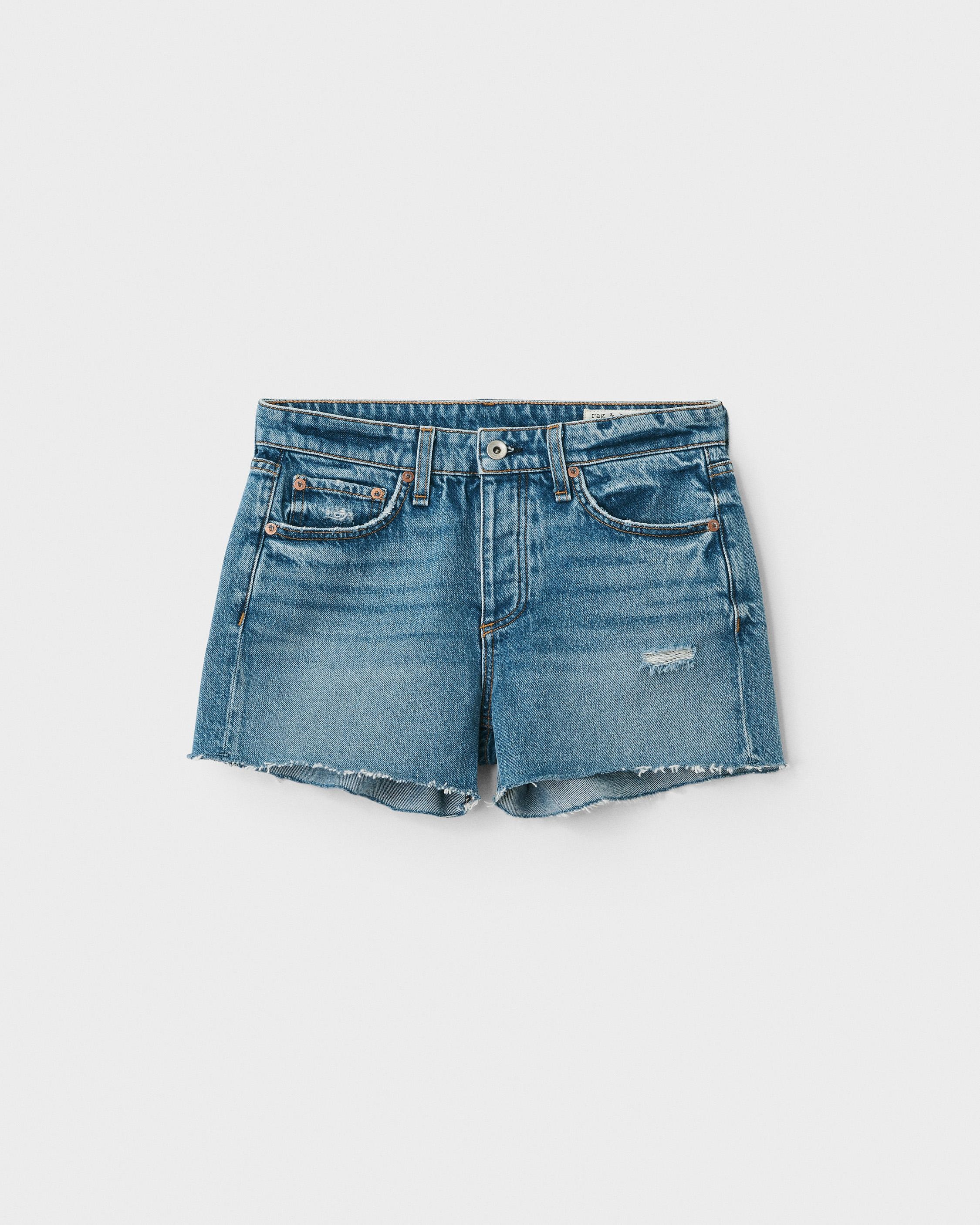 Dre Low-Rise 3.5" Short - Norwalk
Relaxed Fit Mid Indigo Jean Short - 2