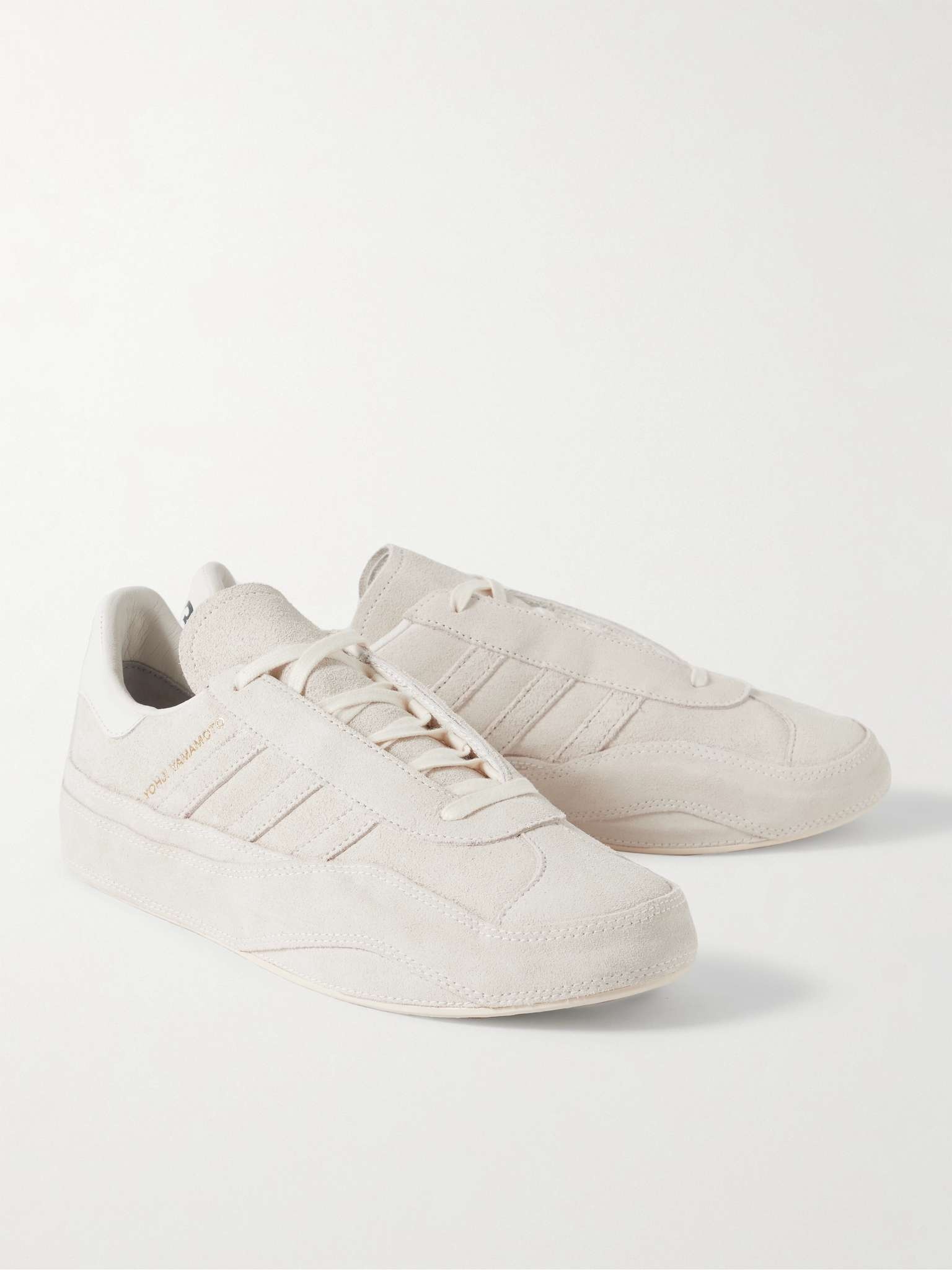 adidas gazelle silver green womens Adidas Yeezy Foam RNR 'Onyx' – DTLR main image 0
