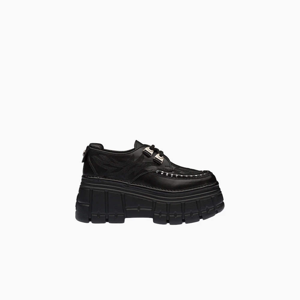 Embroidered leather lace-up shoes - 4