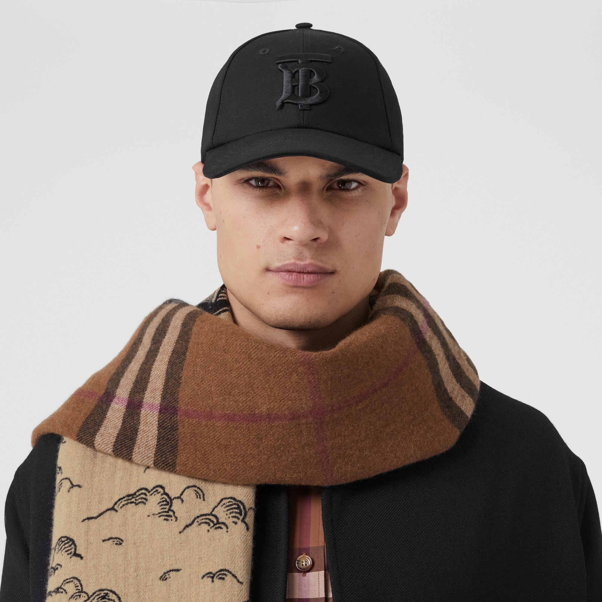 Reversible Check and EKD Cashmere Jacquard Scarf - 4