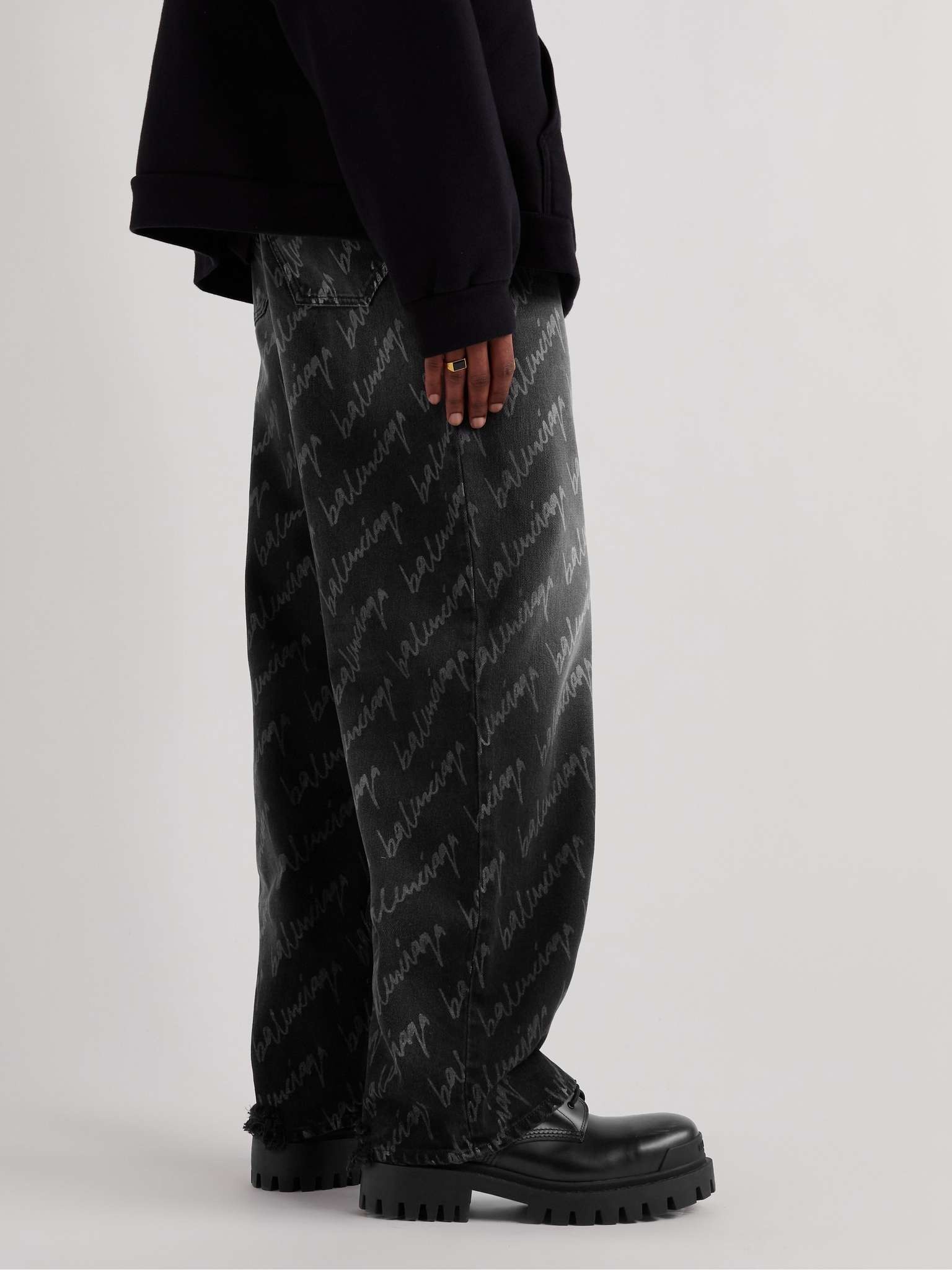 Wide-Leg Distressed Logo-Print Jeans - 4
