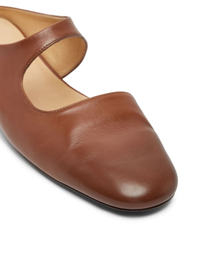 leather slippers 4