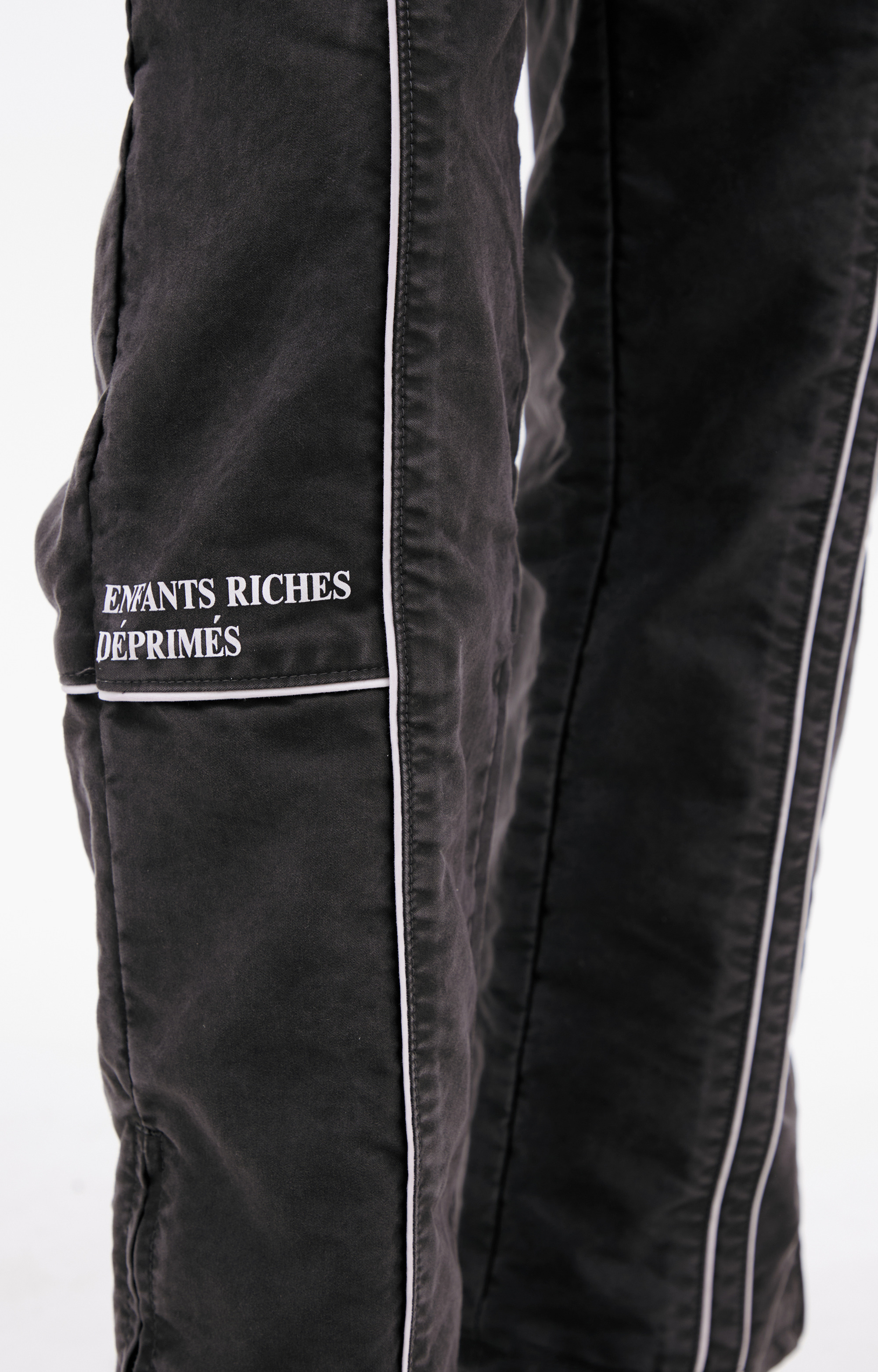 TROUSERS WITH EMBROIDERED LOGO - 4