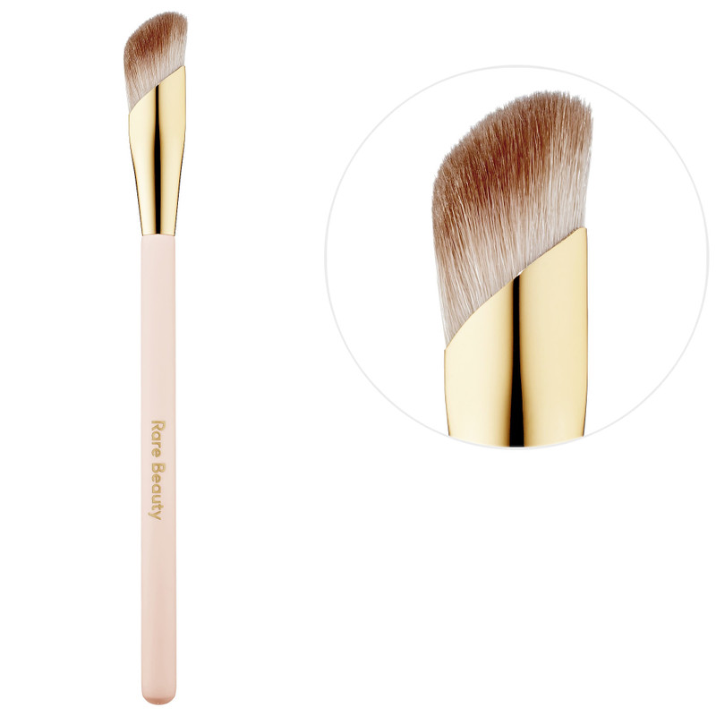 Liquid Touch Concealer Brush 1