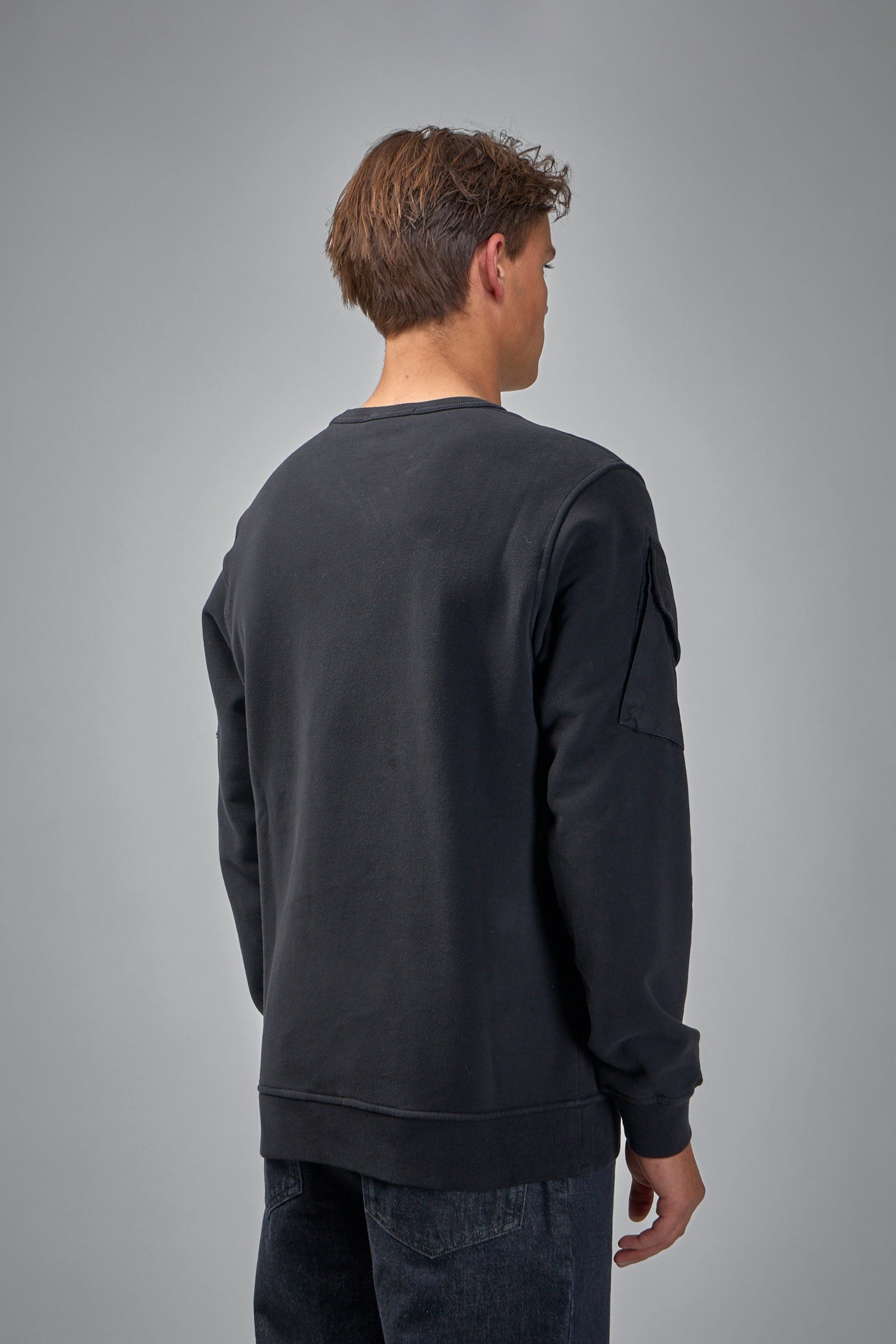 Crewneck Sweater with Pockets - 3