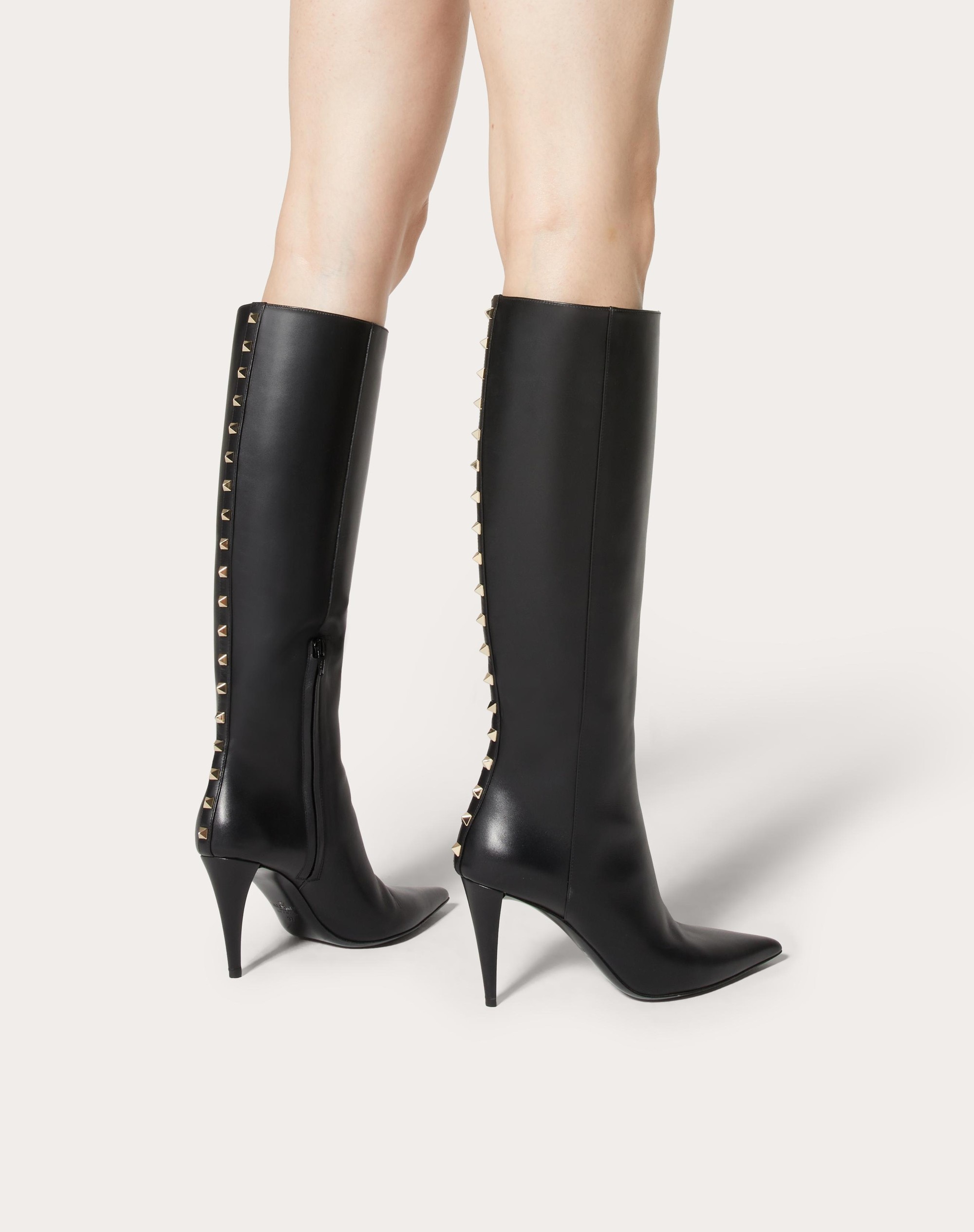 ROCKSTUD CALFSKIN BOOT 90 MM - 6