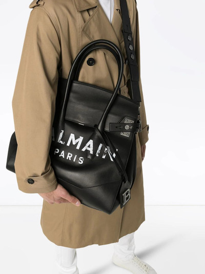 Balmain logo print shoulder bag outlook