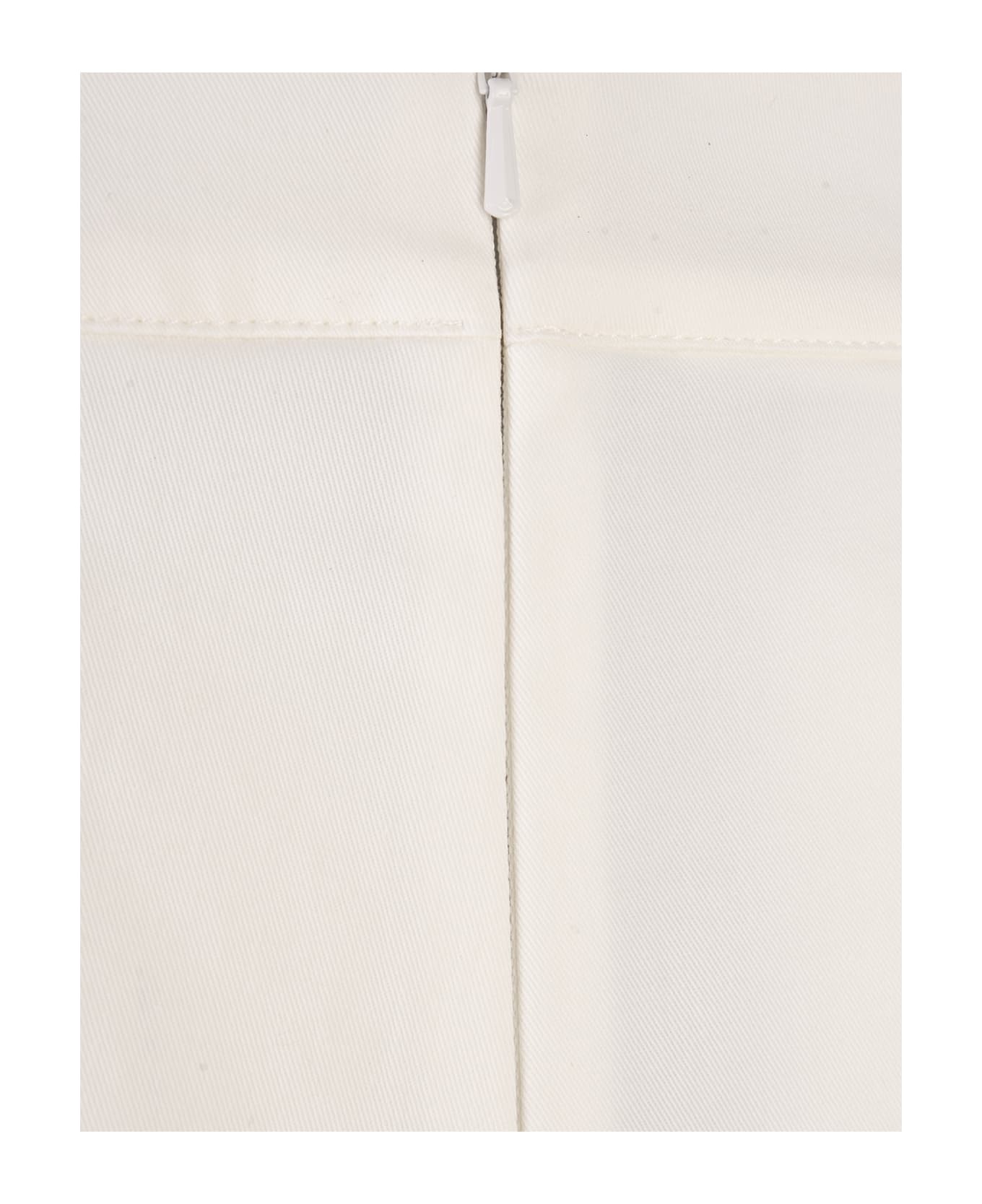 White Riad Shorts - 4