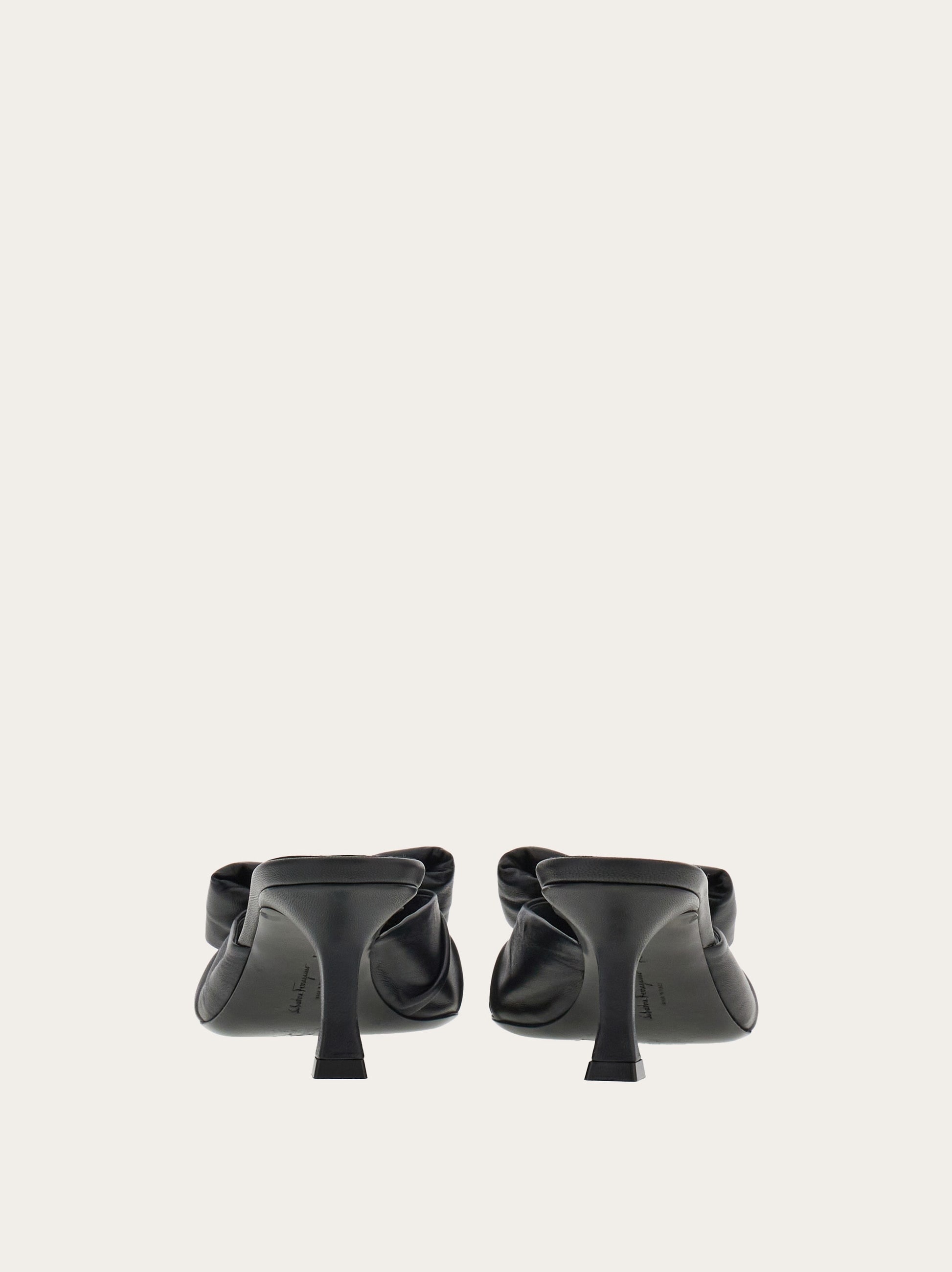 Padded Vara bow slide - 4