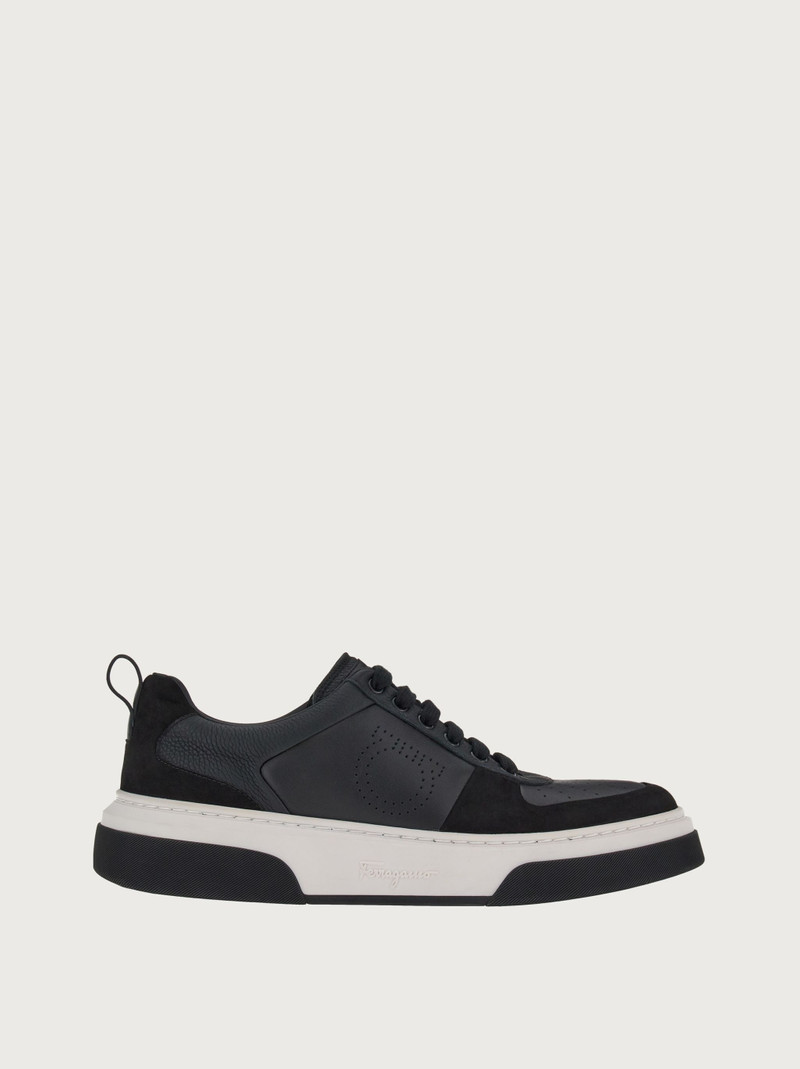 Sneaker - 1