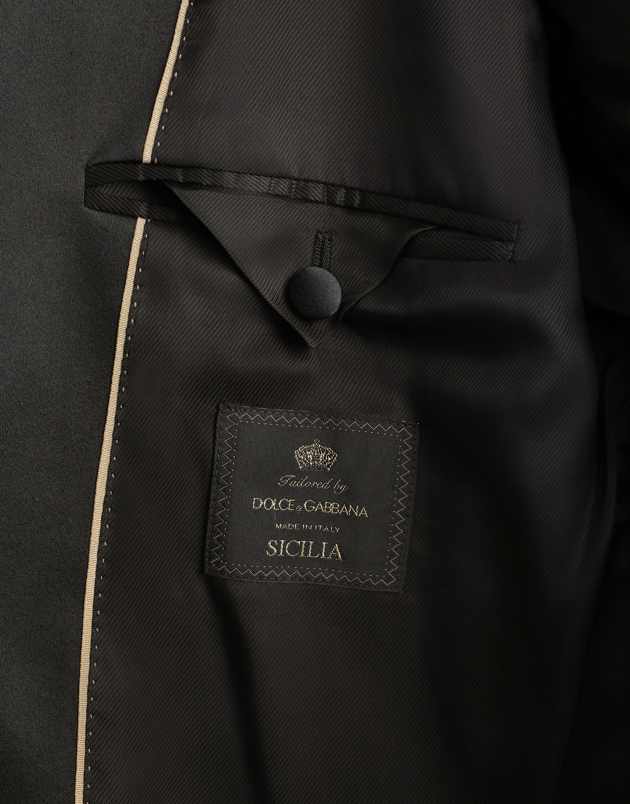 Three-piece Sicilia-fit suit in stretch wool - 10