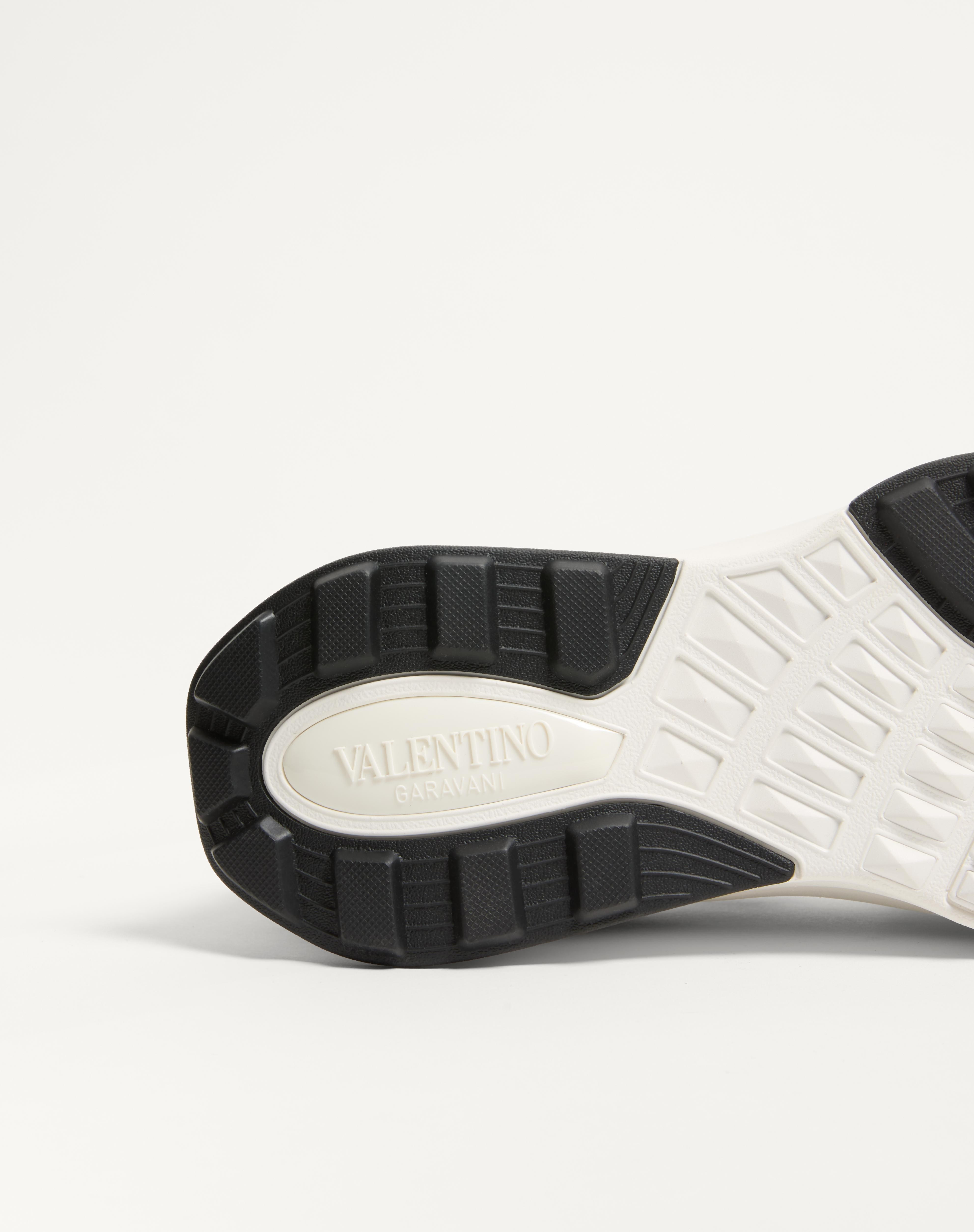 TRUE ACT LOW TOP SNEAKER IN MESH AND RUBBERIZED FABRIC - 4
