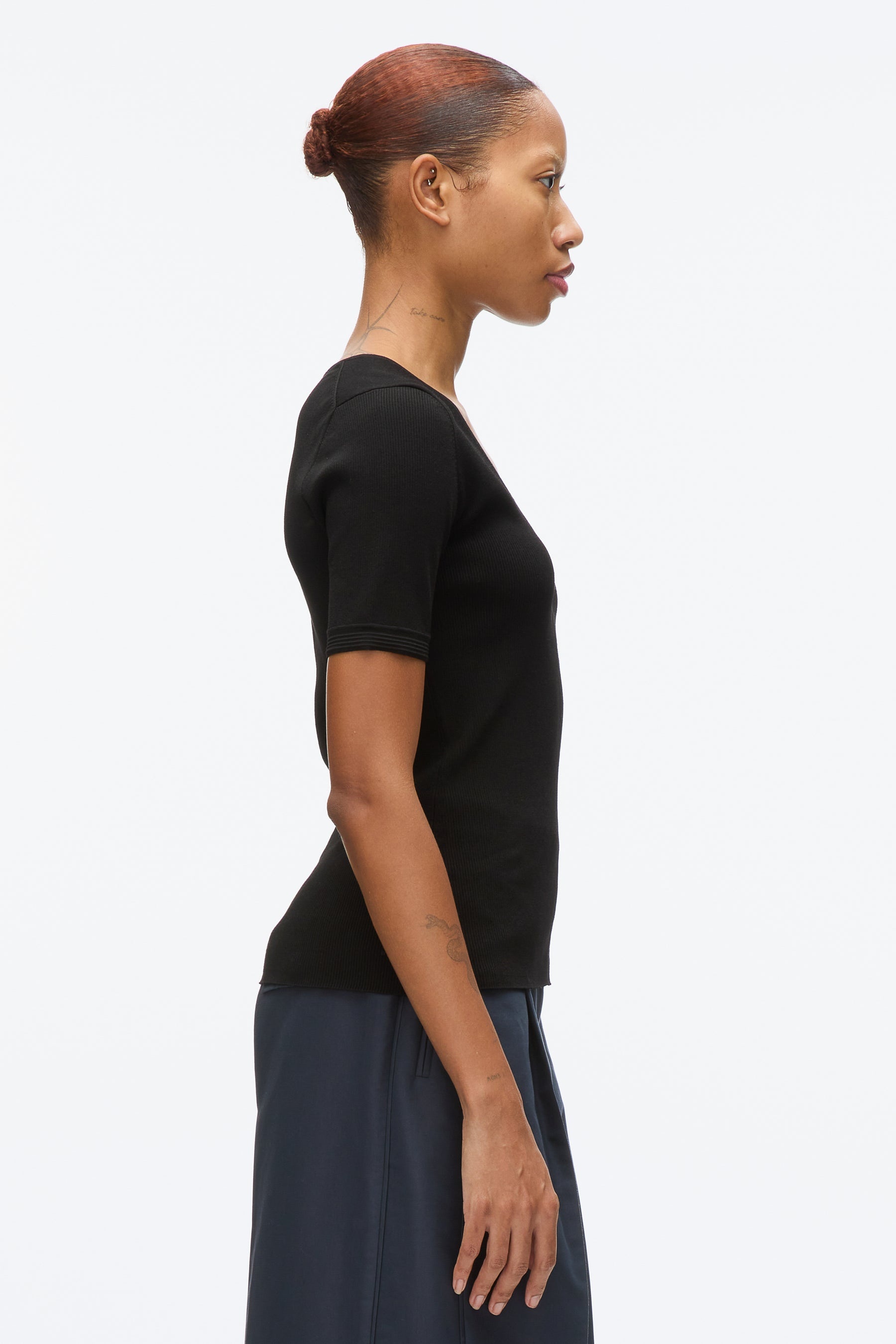 Compact Rib V-Neck Tee - 3