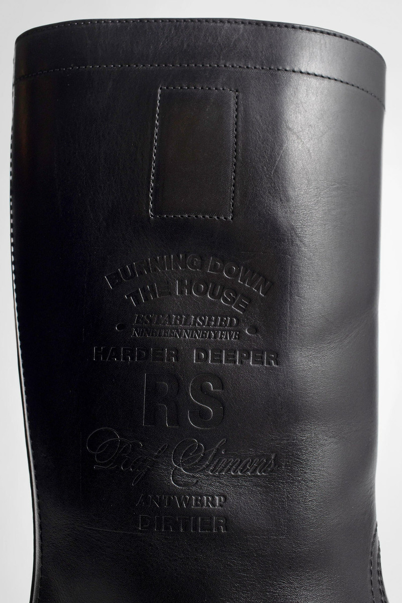 Burning-Leather-Boots 7