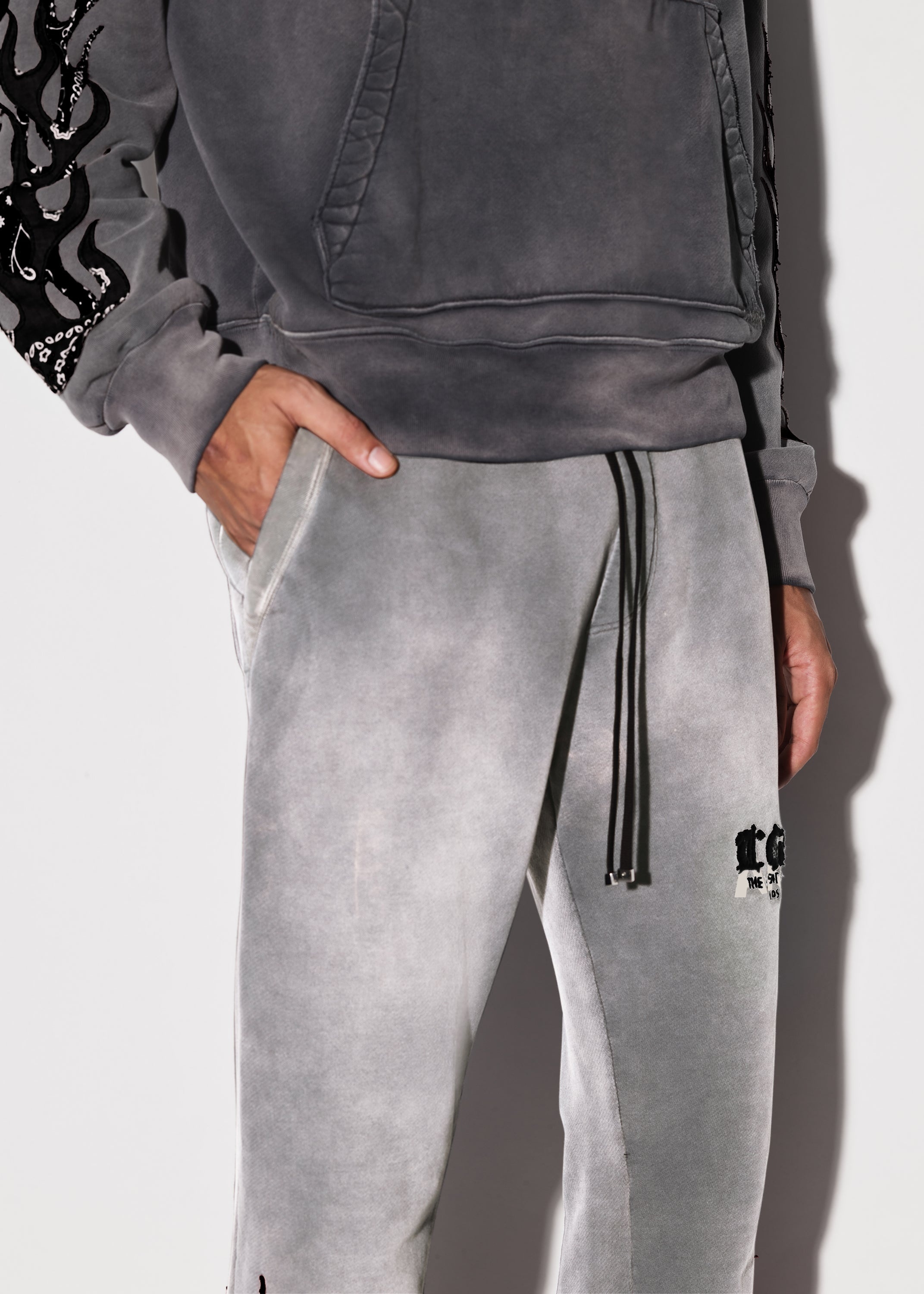 T.G.C.W. SWEATPANTS - 6