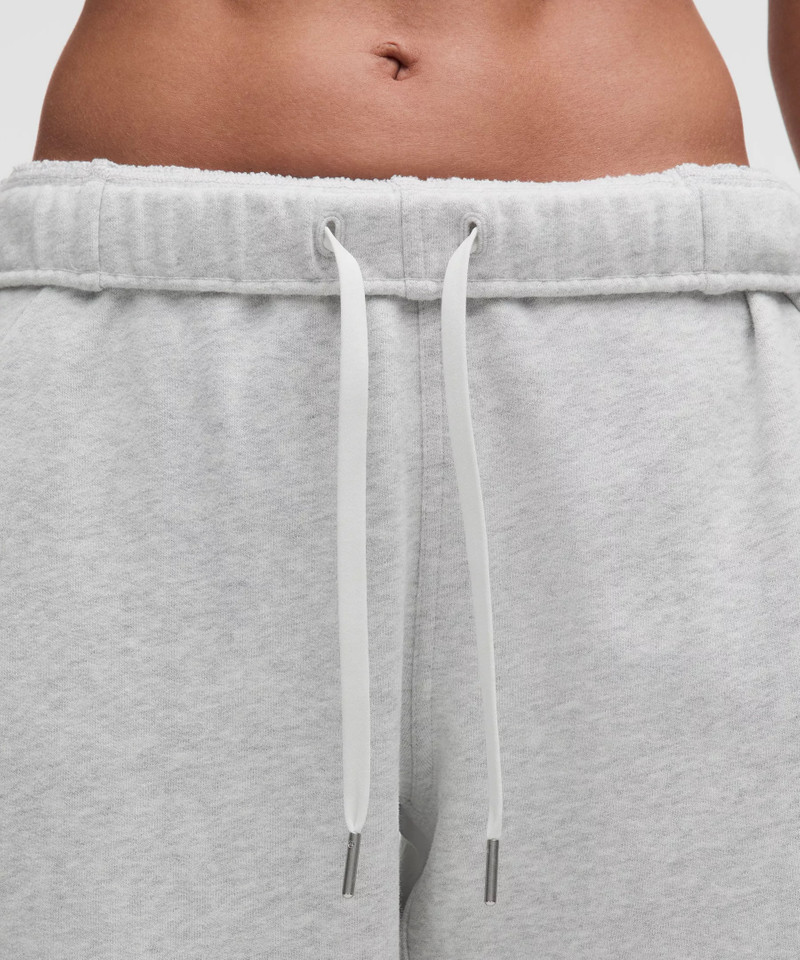 Scuba Mid-Rise Oversized Jogger *Short 4