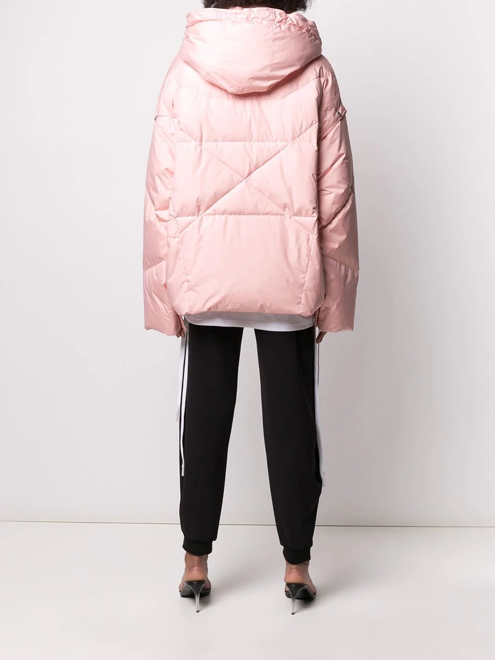 detachable-sleeved down jacket - 4