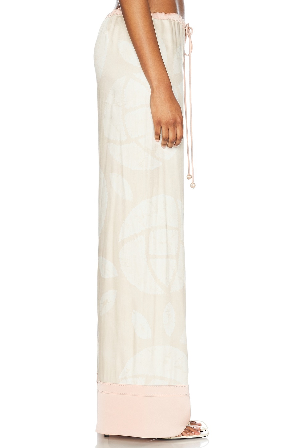 Tiani Pant - 3