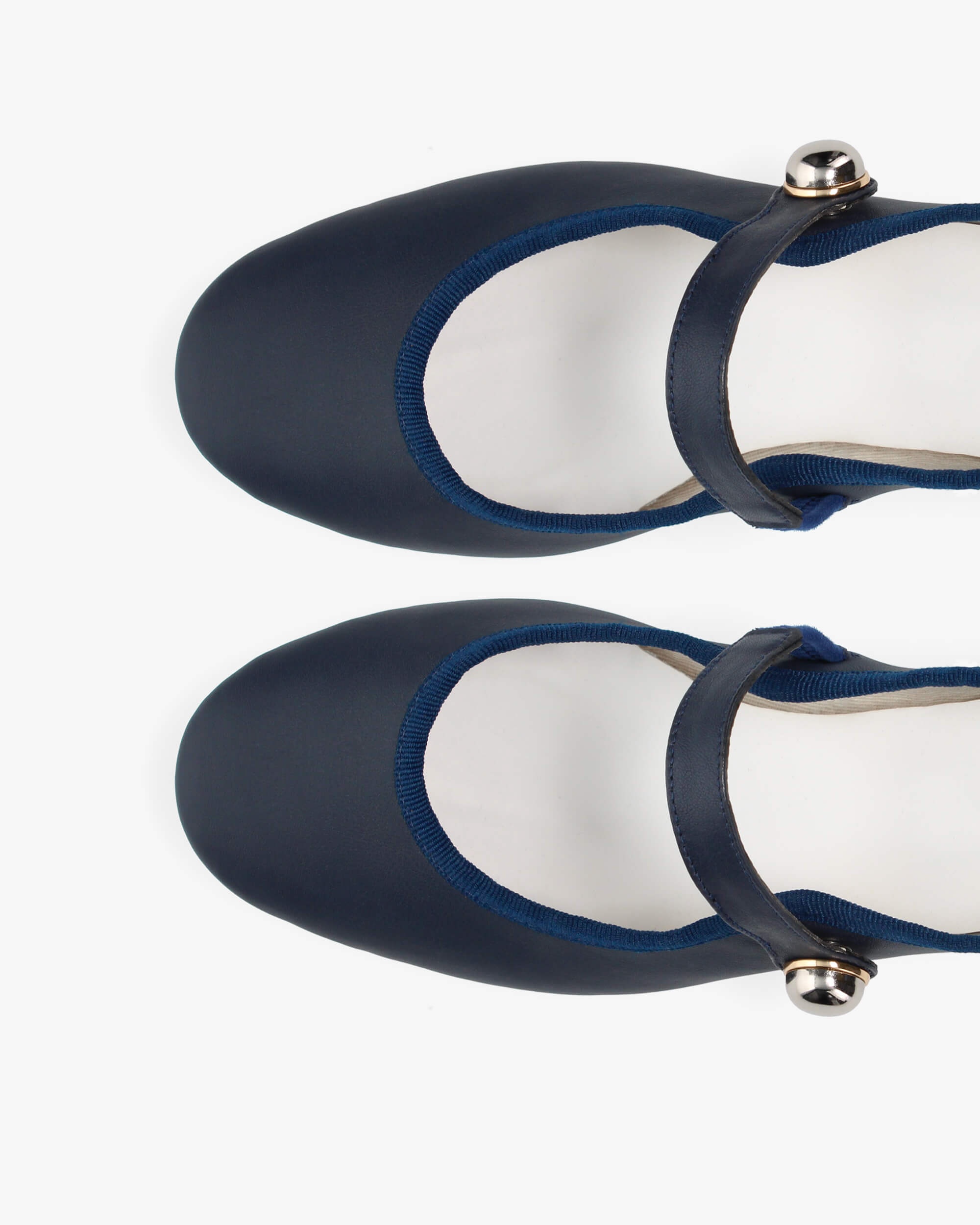 FABIENNE MARY JANES - 3