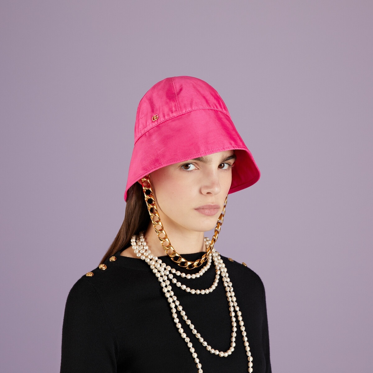 Moiré bucket hat with chain - 3