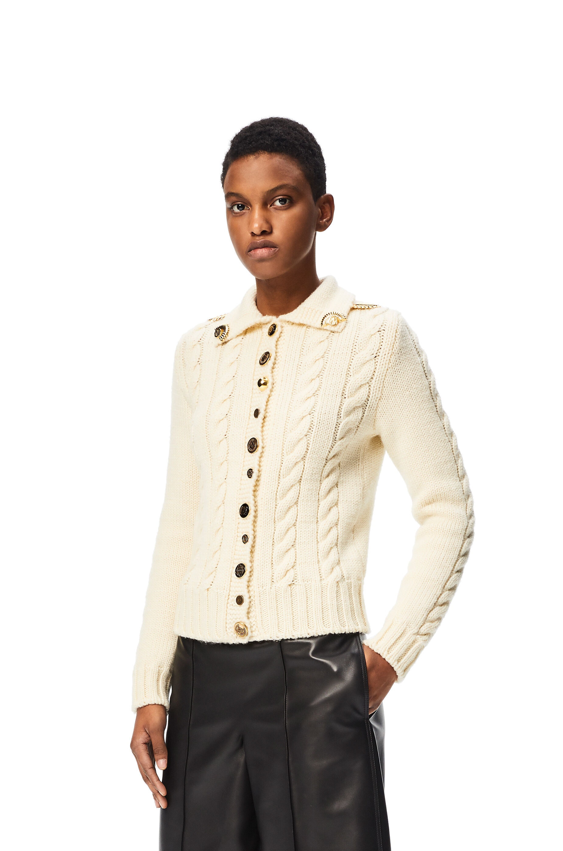 Gold button cardigan in wool - 3