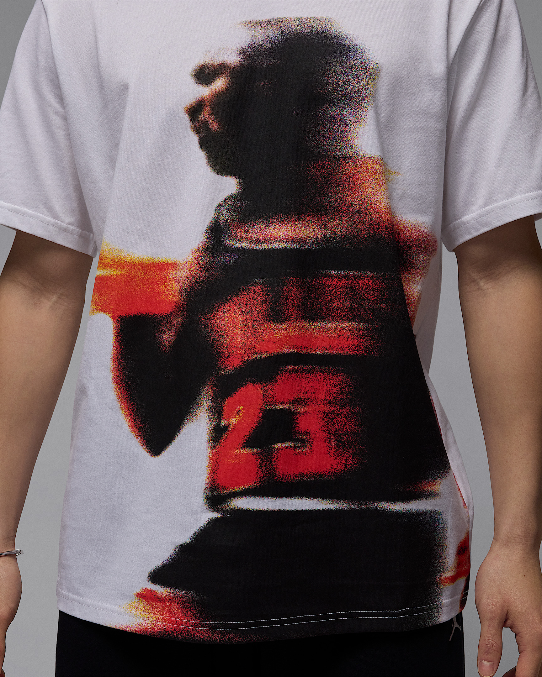 Jordan Sport Men's Dri-FIT Graphic T-Shirt - 4