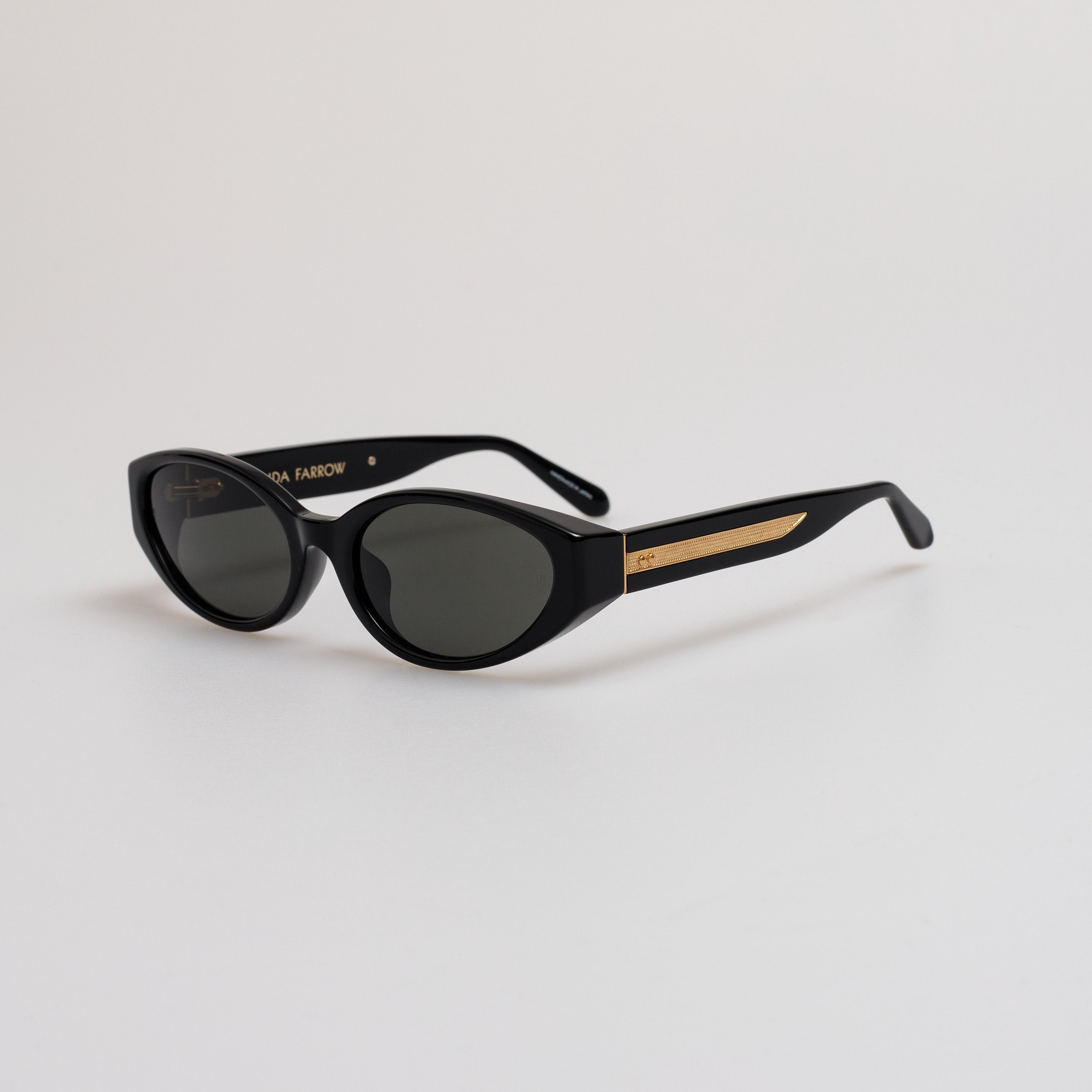 Lyra Oval Sunglasses in Black - 3